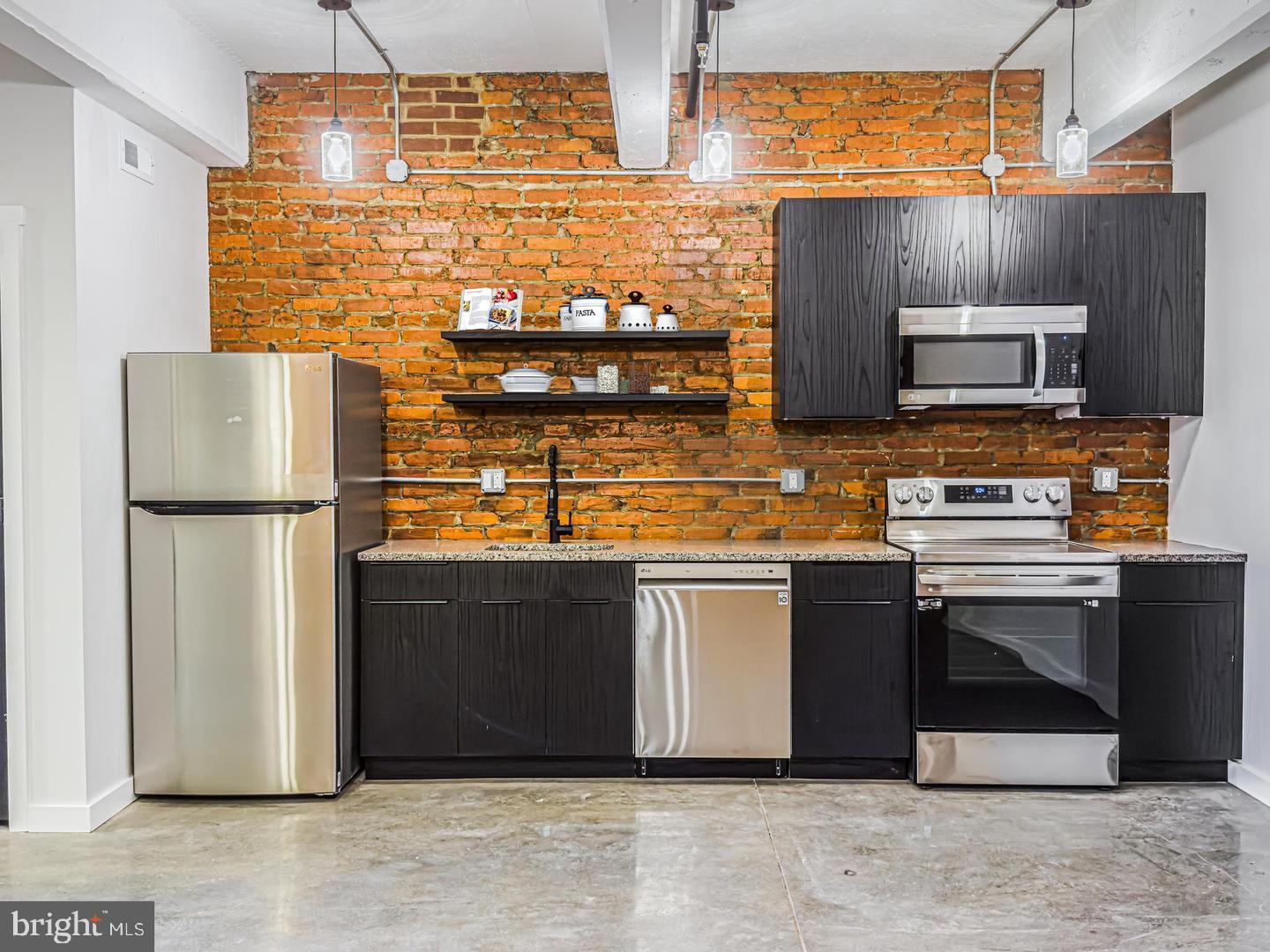 LANSDALE - Residential Lease