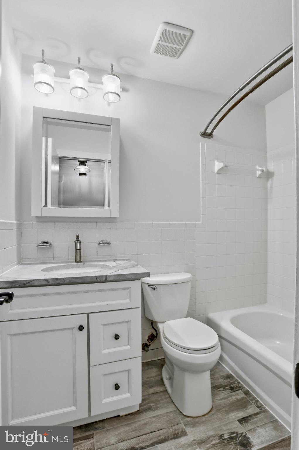 PEMBROOK OF LOUDOUN - Residential