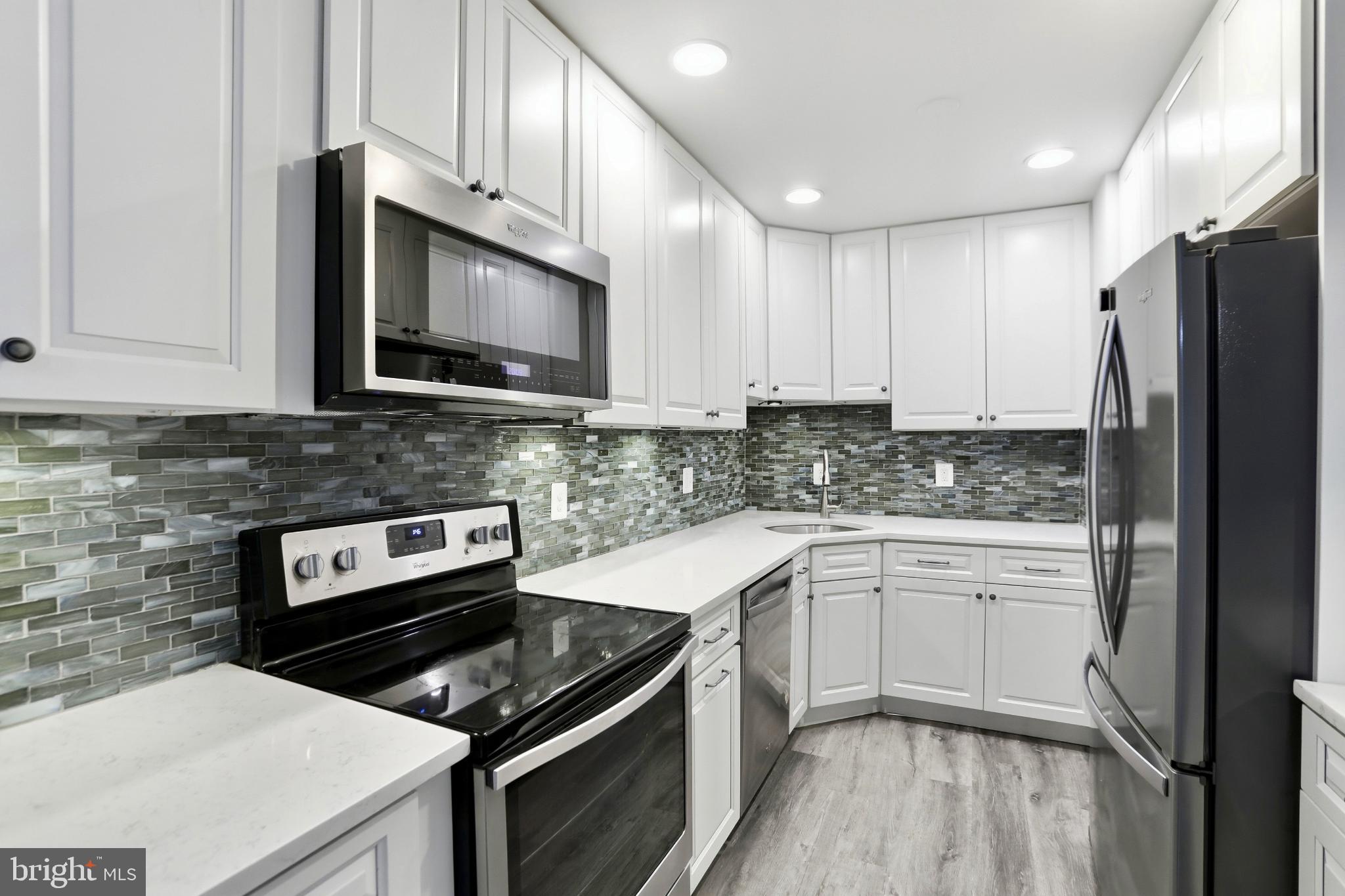 PEMBROOK OF LOUDOUN - Residential