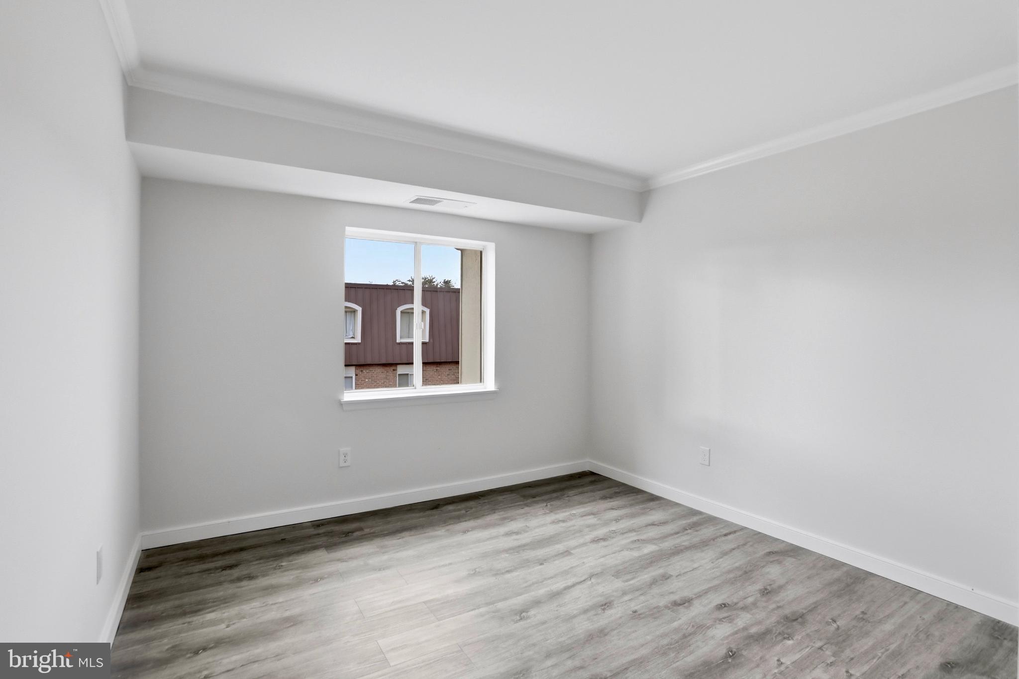 PEMBROOK OF LOUDOUN - Residential