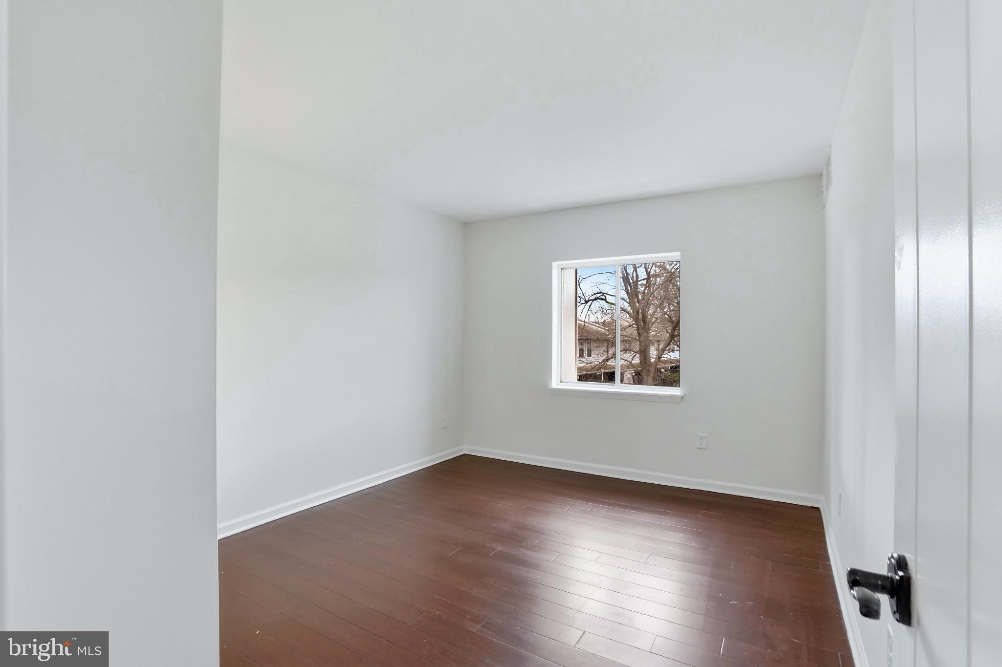 PEMBROOK OF LOUDOUN - Residential