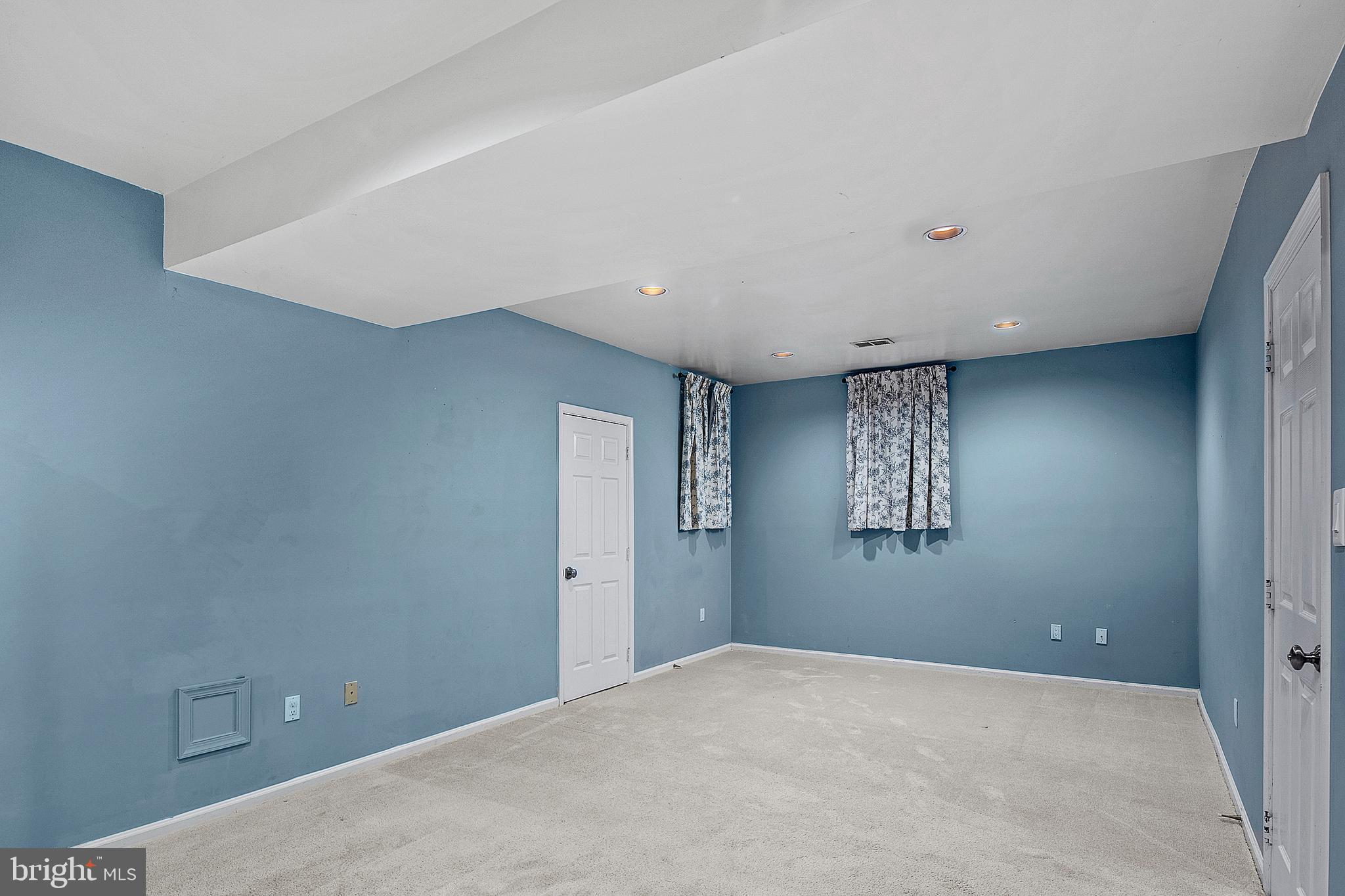 CHAPMAN FARM AT CROFTON - Residential