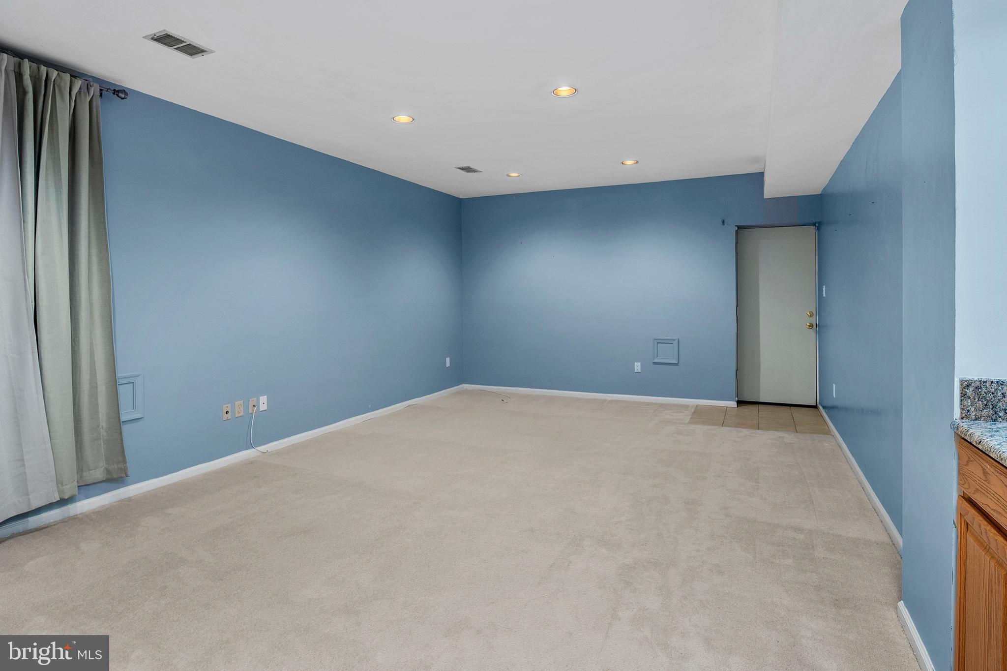 CHAPMAN FARM AT CROFTON - Residential