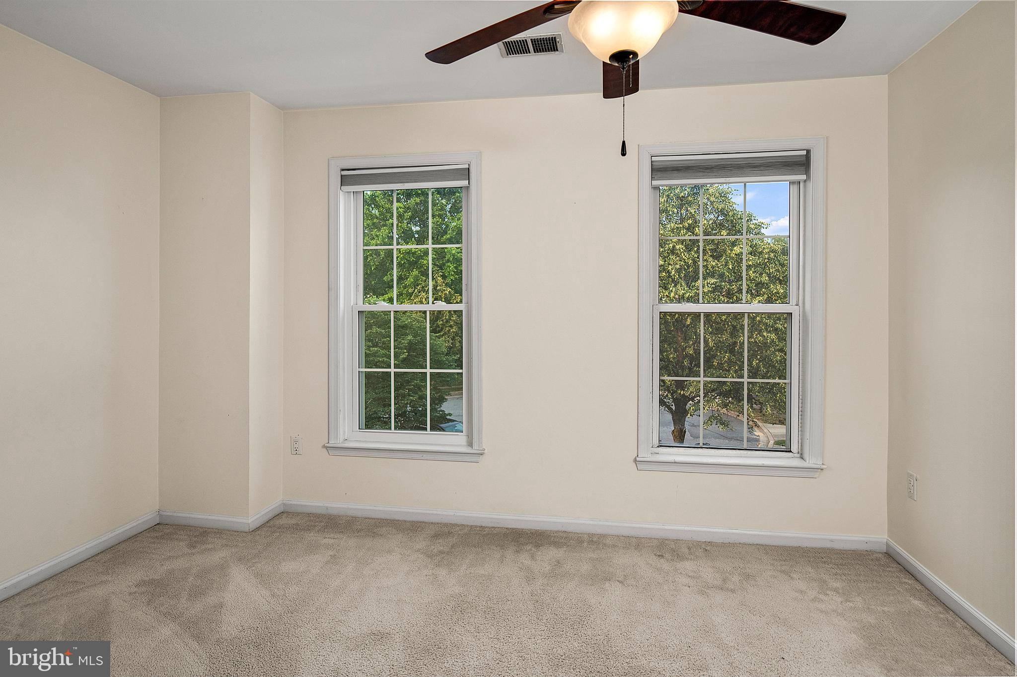 CHAPMAN FARM AT CROFTON - Residential