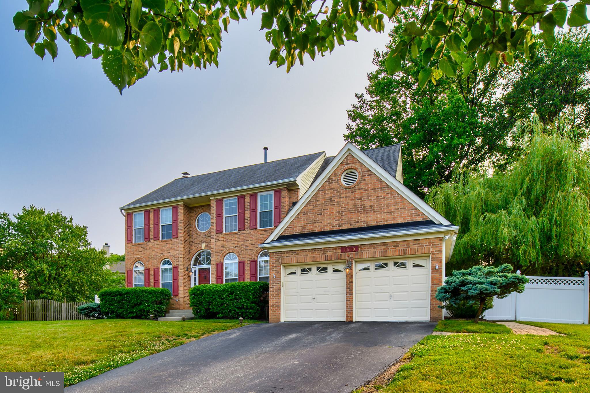 CHAPMAN FARM AT CROFTON - Residential
