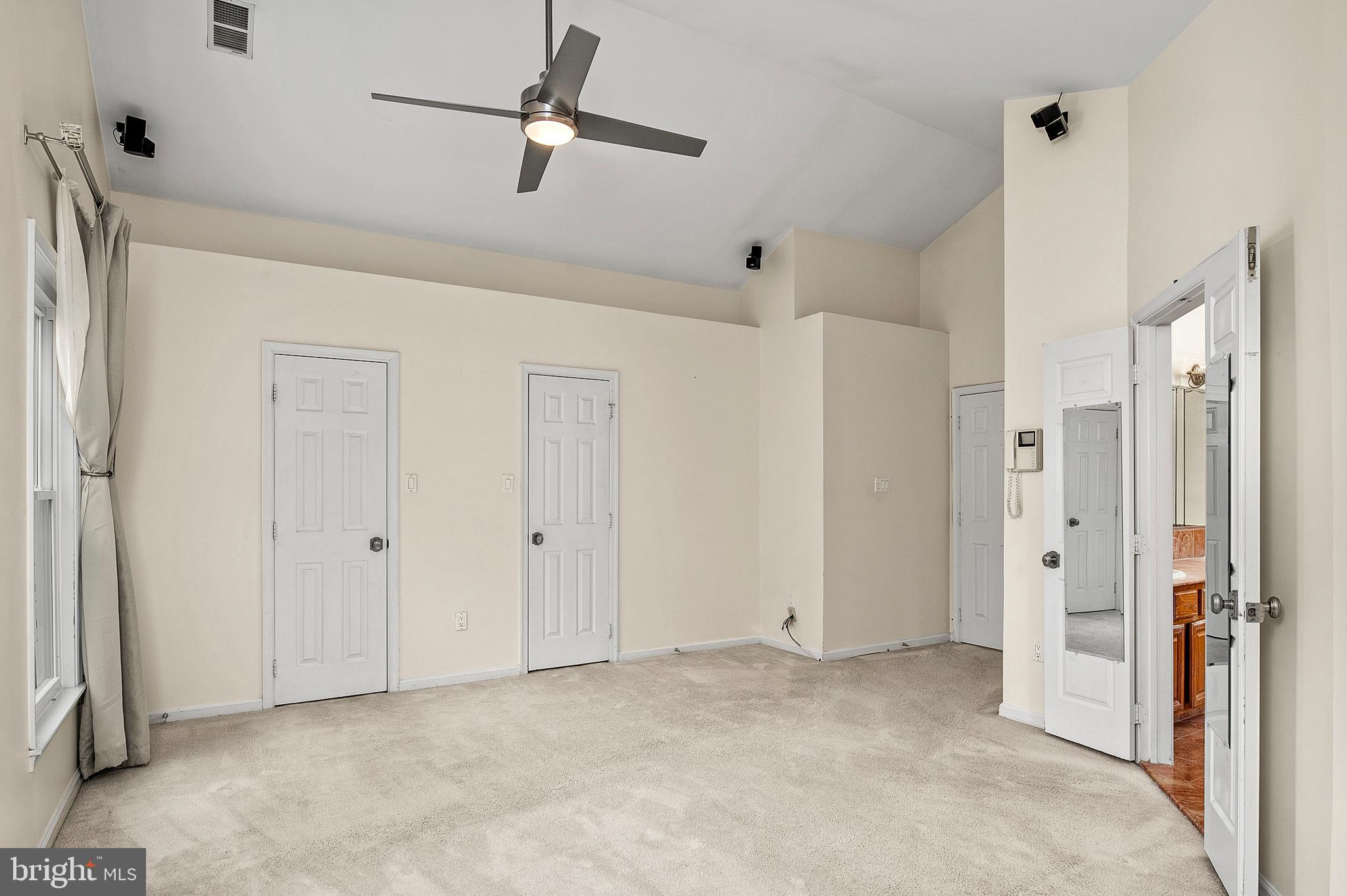 CHAPMAN FARM AT CROFTON - Residential