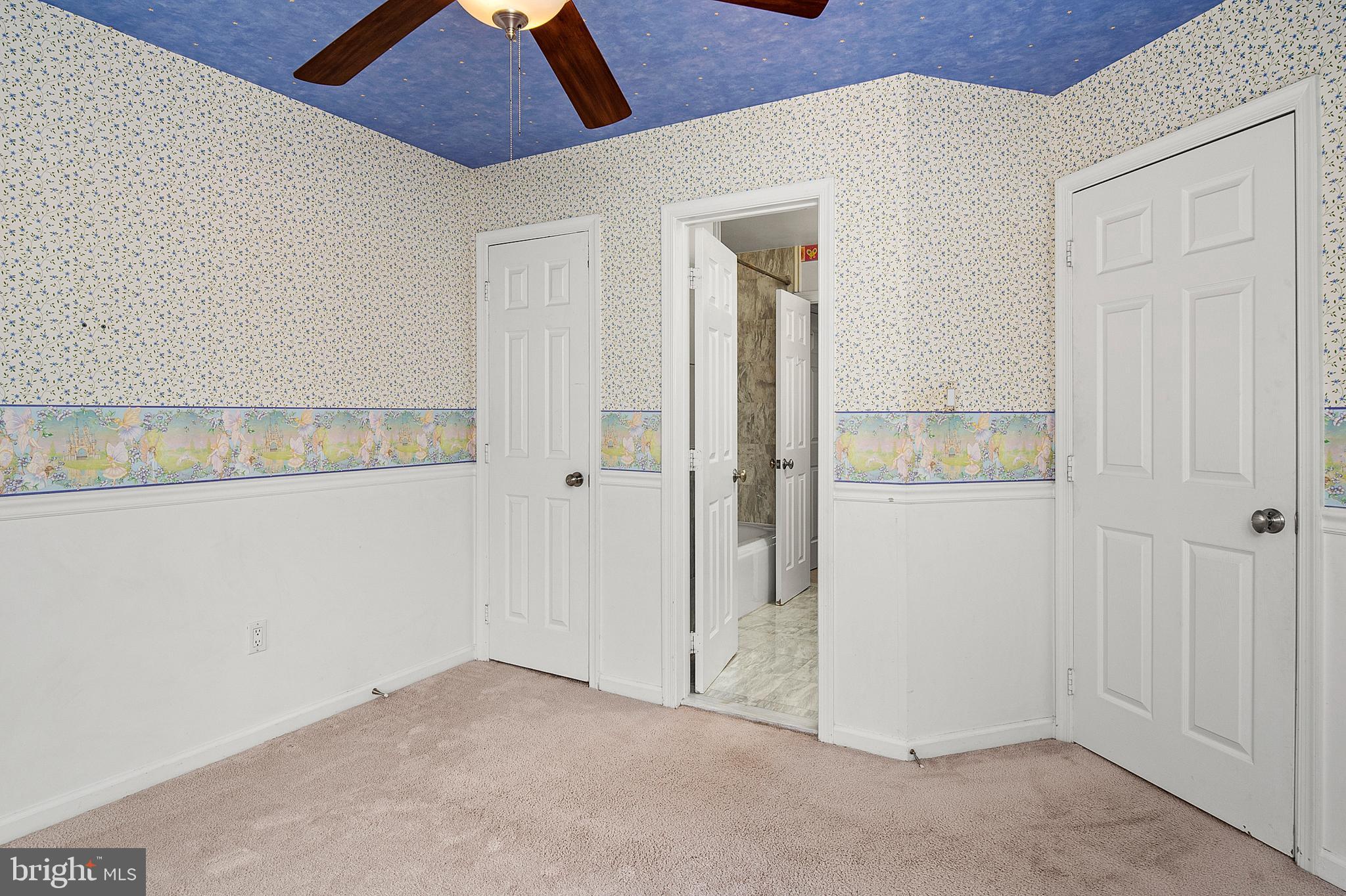 CHAPMAN FARM AT CROFTON - Residential