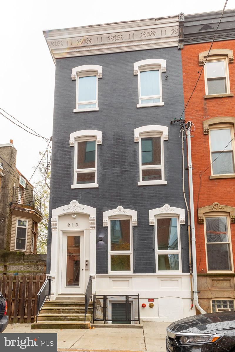 FRANCISVILLE - Residential Lease
