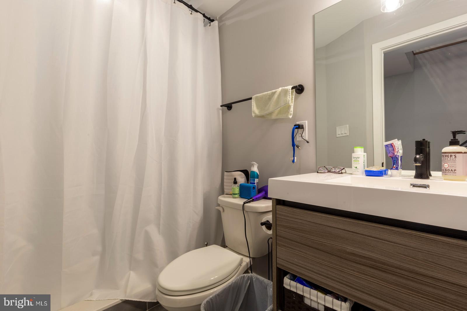 FRANCISVILLE - Residential Lease