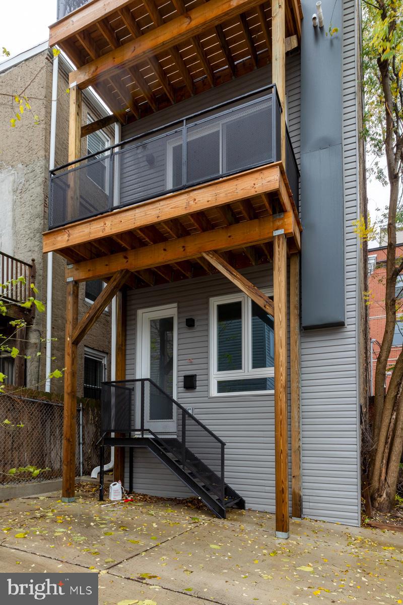 FRANCISVILLE - Residential Lease