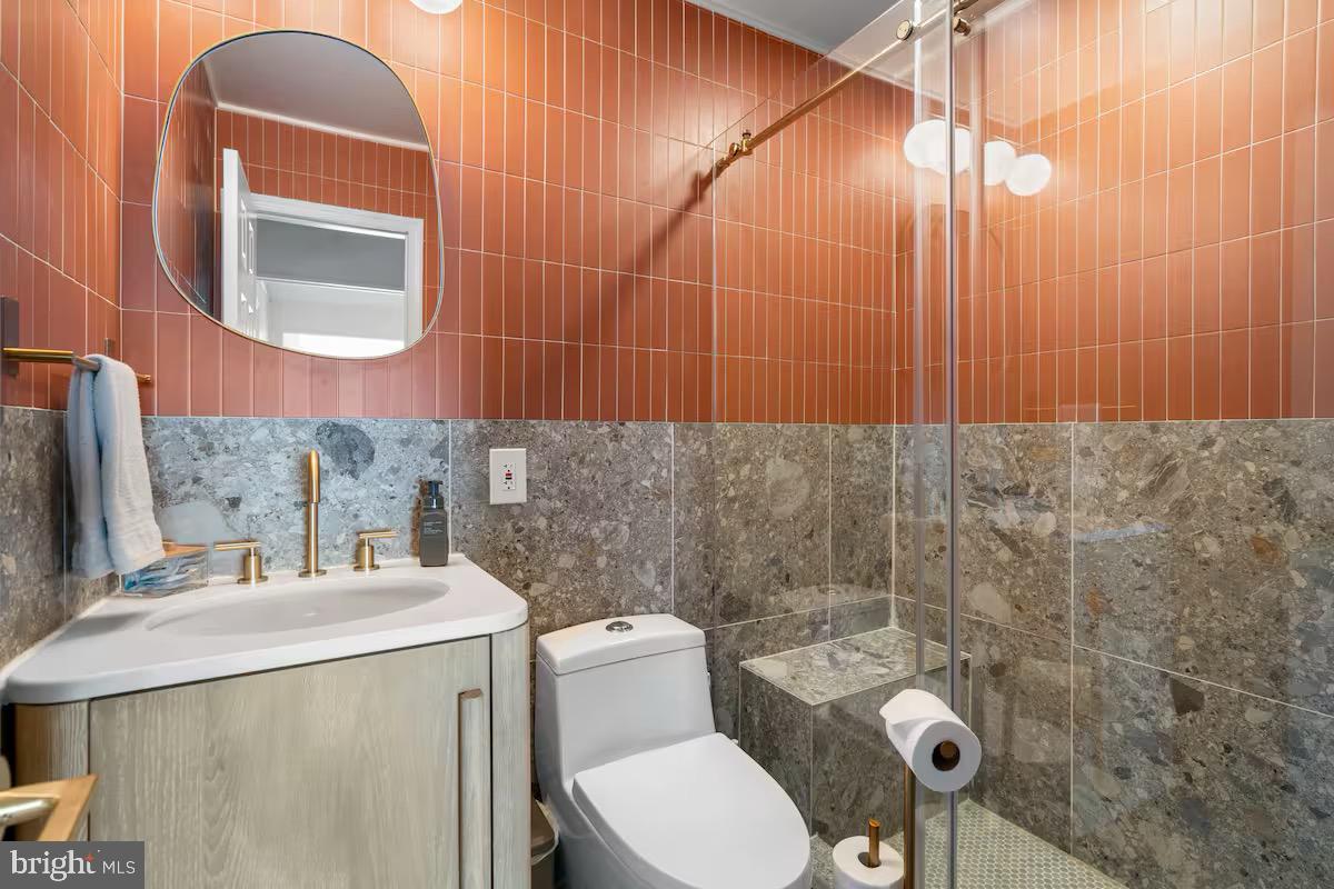 MOUNTAIN FALLS PARK - Residential