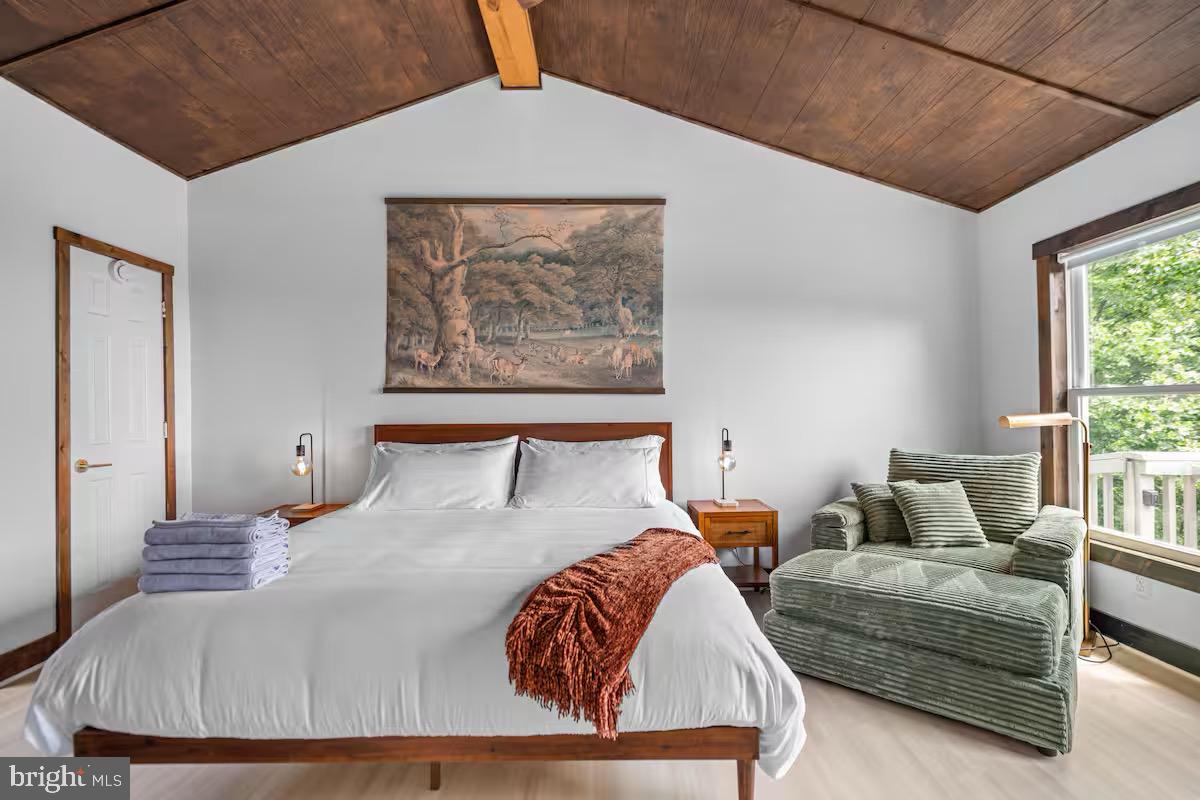 MOUNTAIN FALLS PARK - Residential