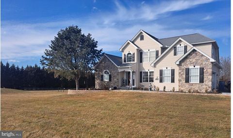 240 AMANDA DRIVE LITTLESTOWN PA 17340