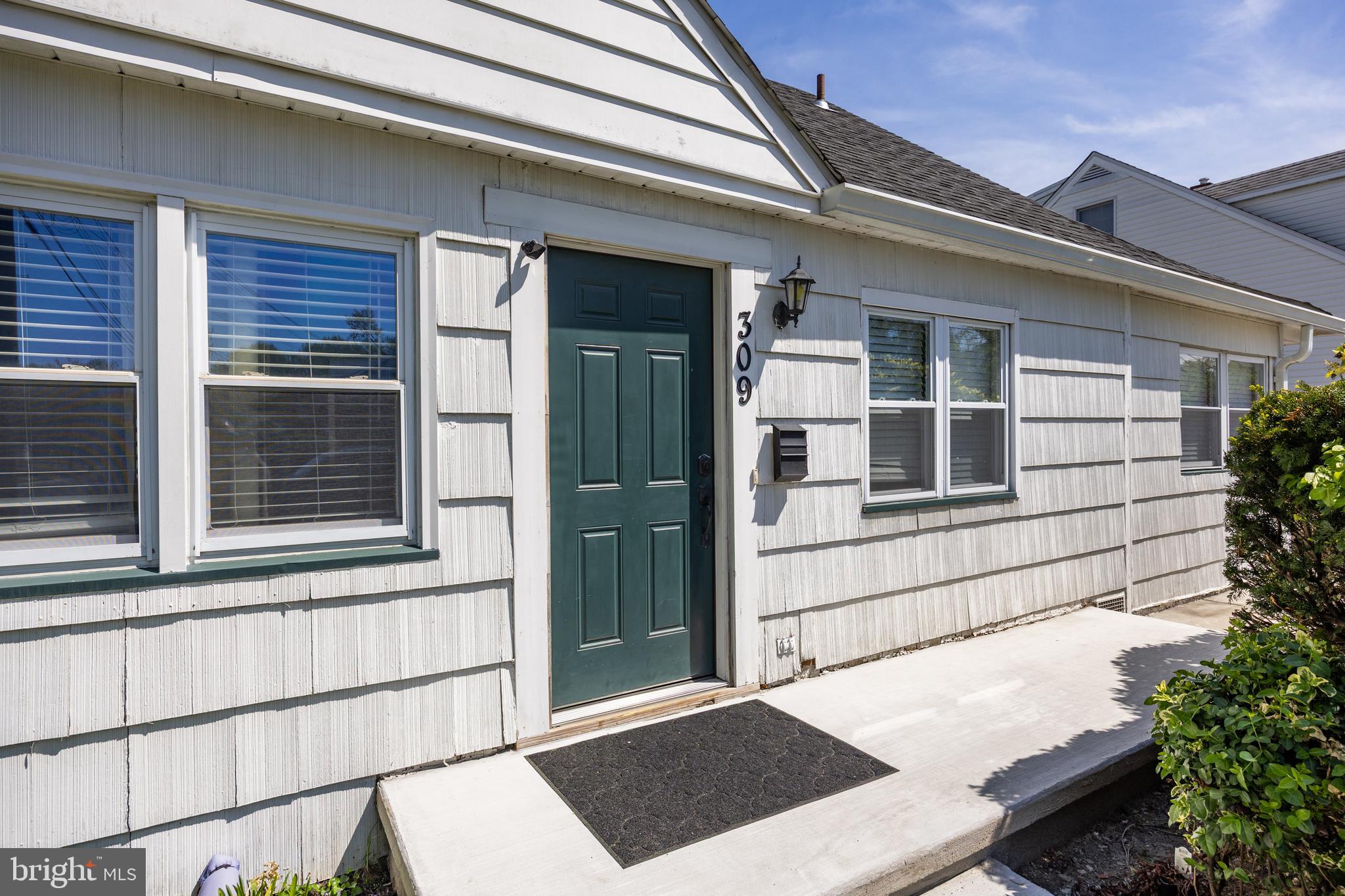 309 DELAWARE AVENUE