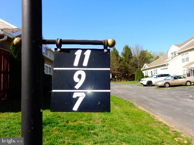 COURTYARDS - Residential