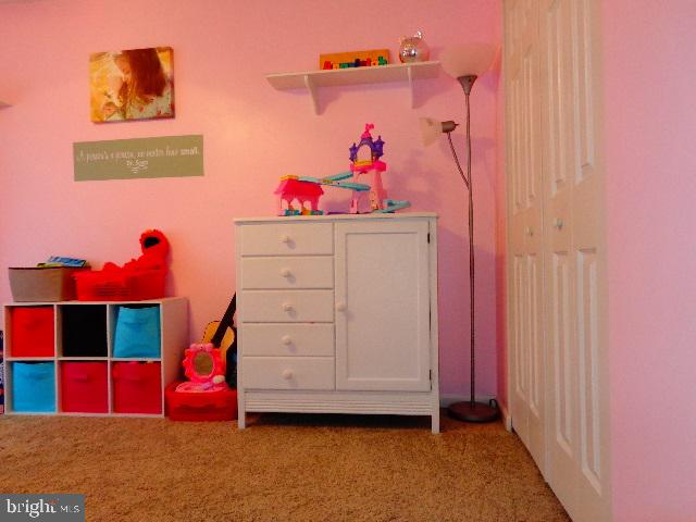 COURTYARDS - Residential