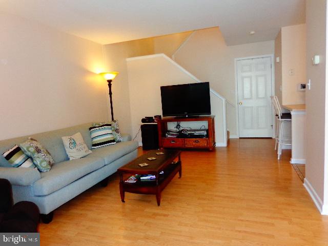 COURTYARDS - Residential