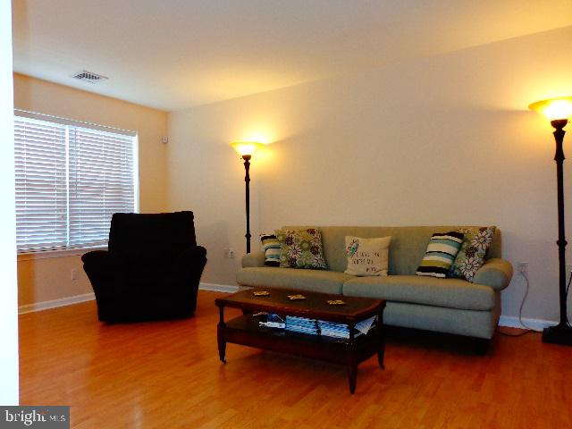 COURTYARDS - Residential