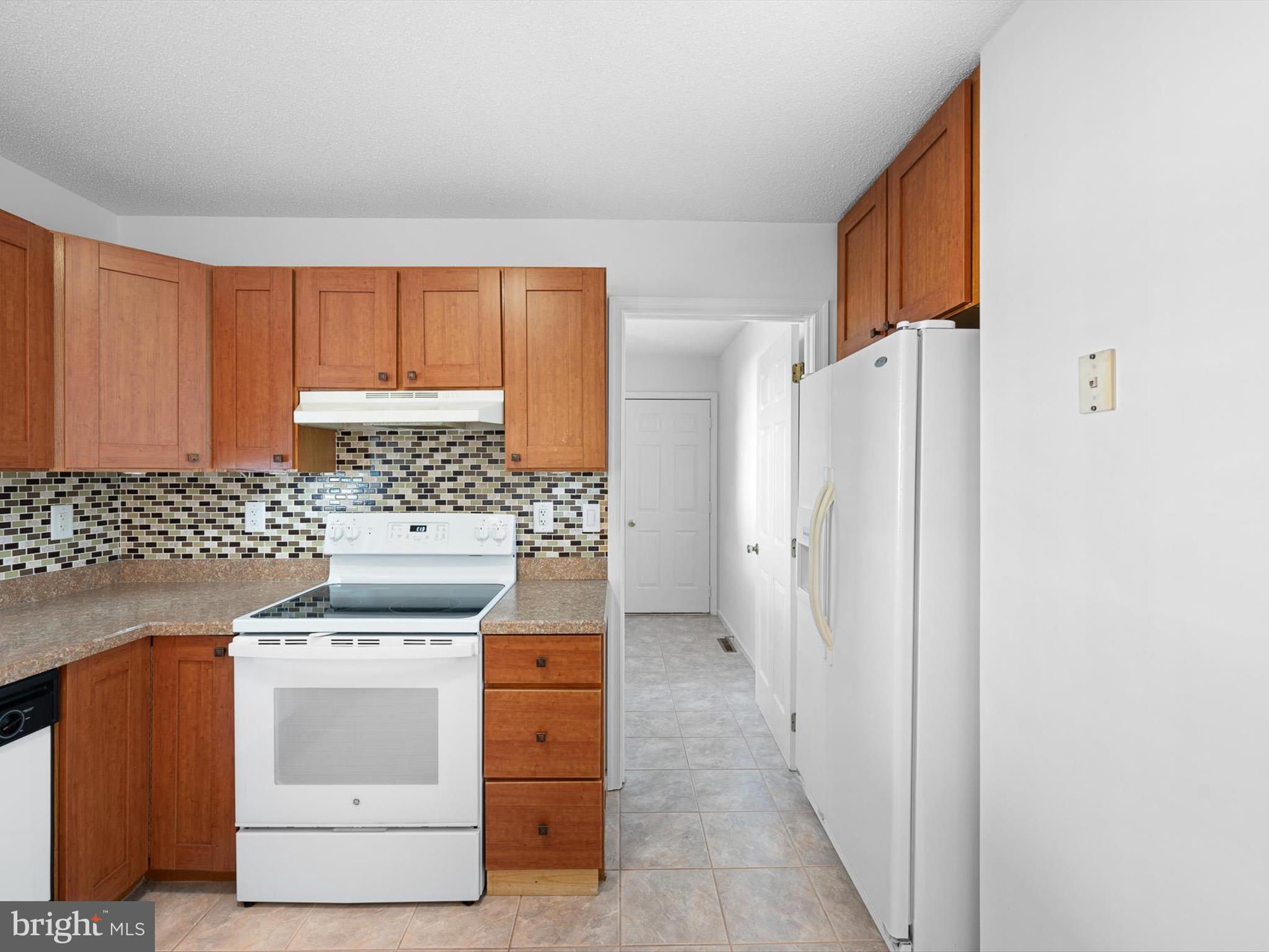 CEDAR LANDING - Residential