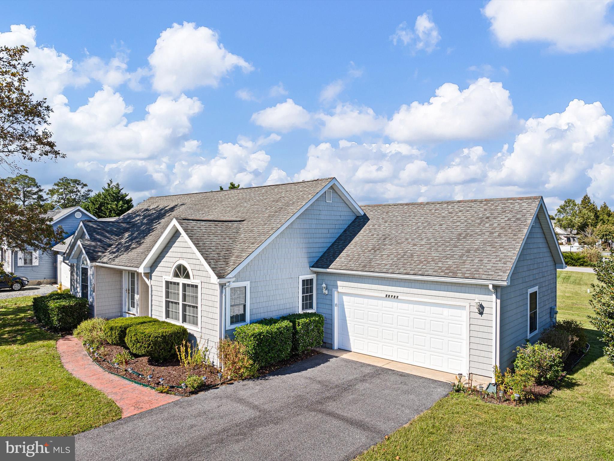 CEDAR LANDING - Residential