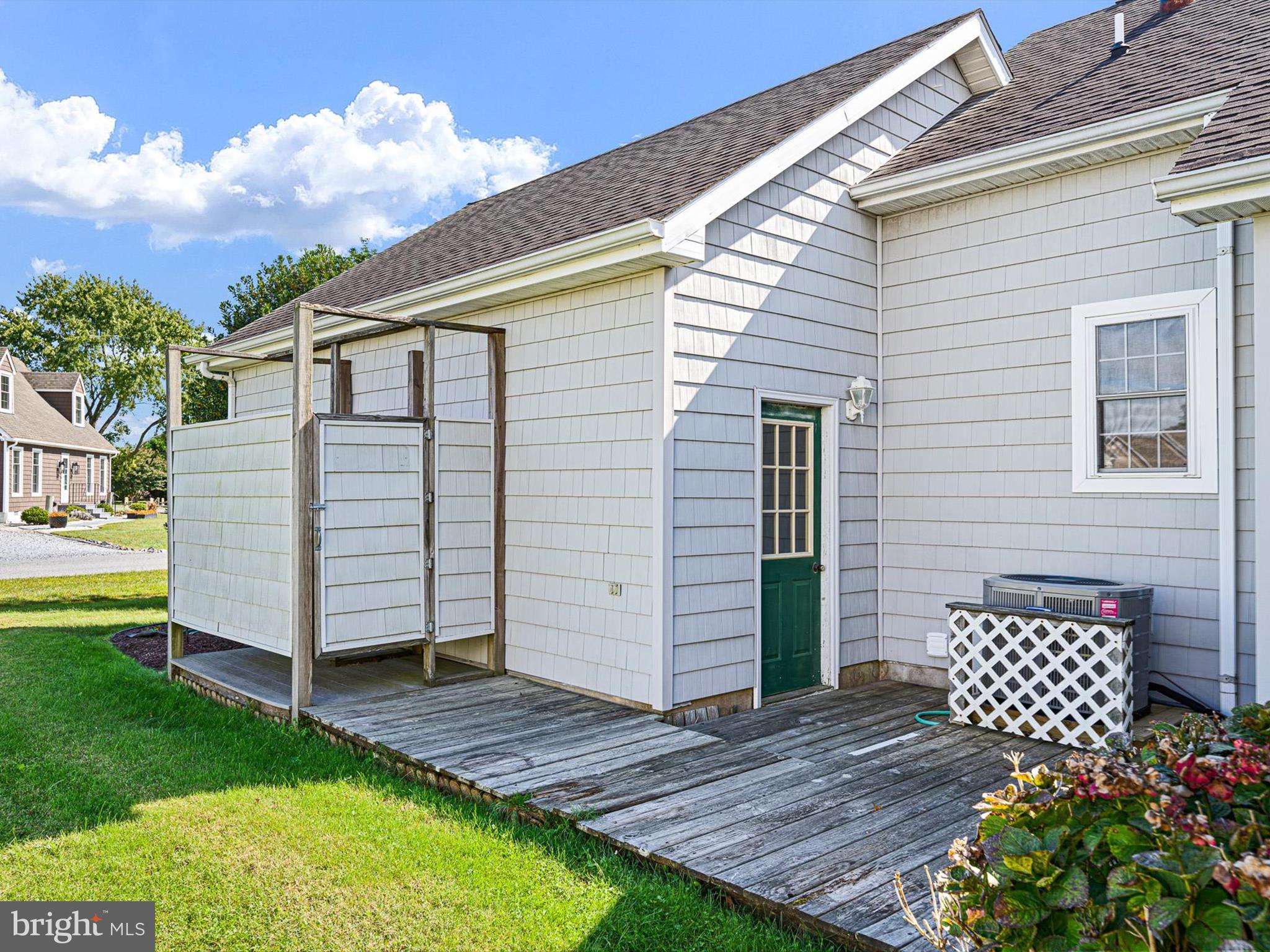 CEDAR LANDING - Residential