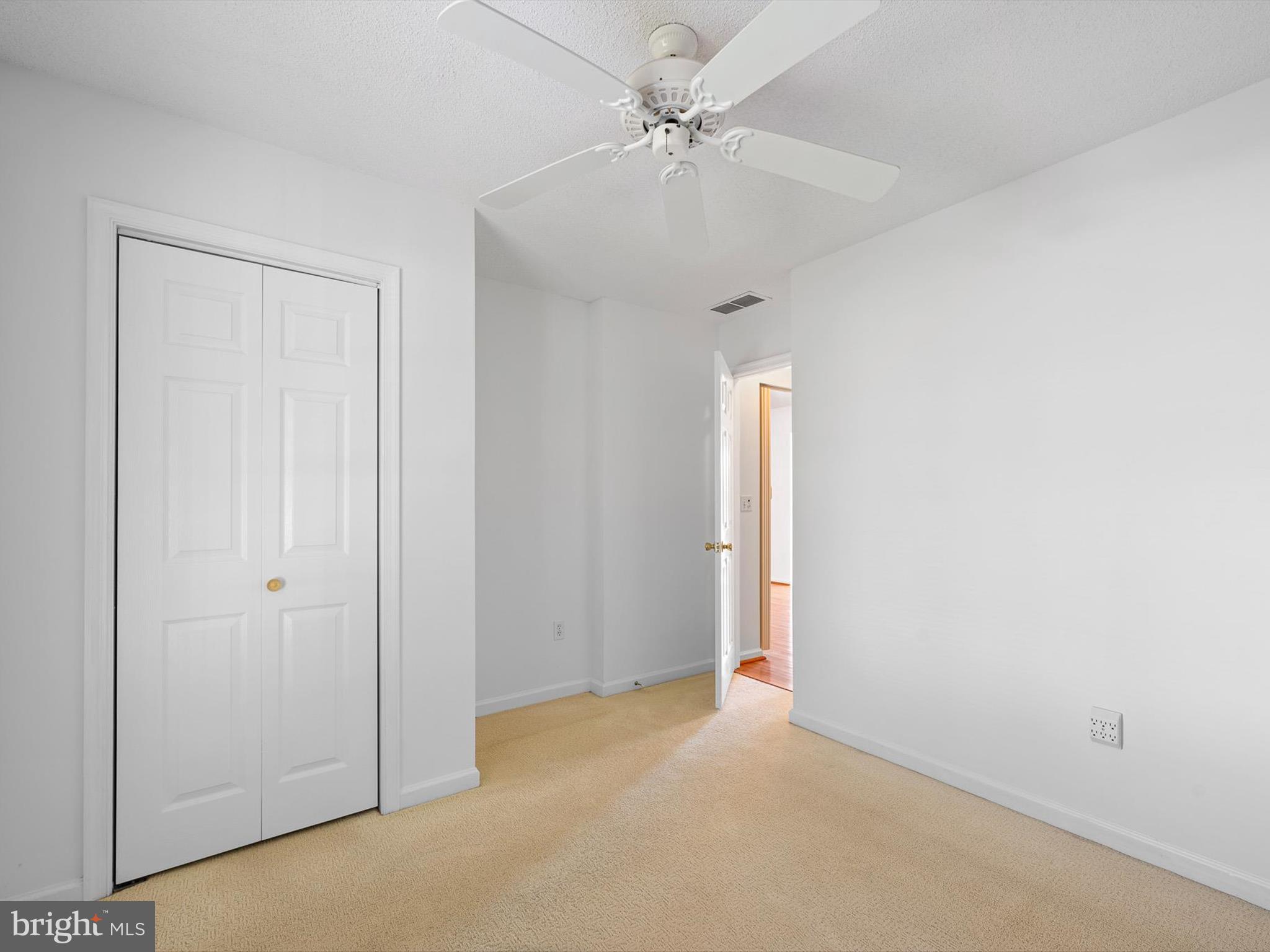 CEDAR LANDING - Residential