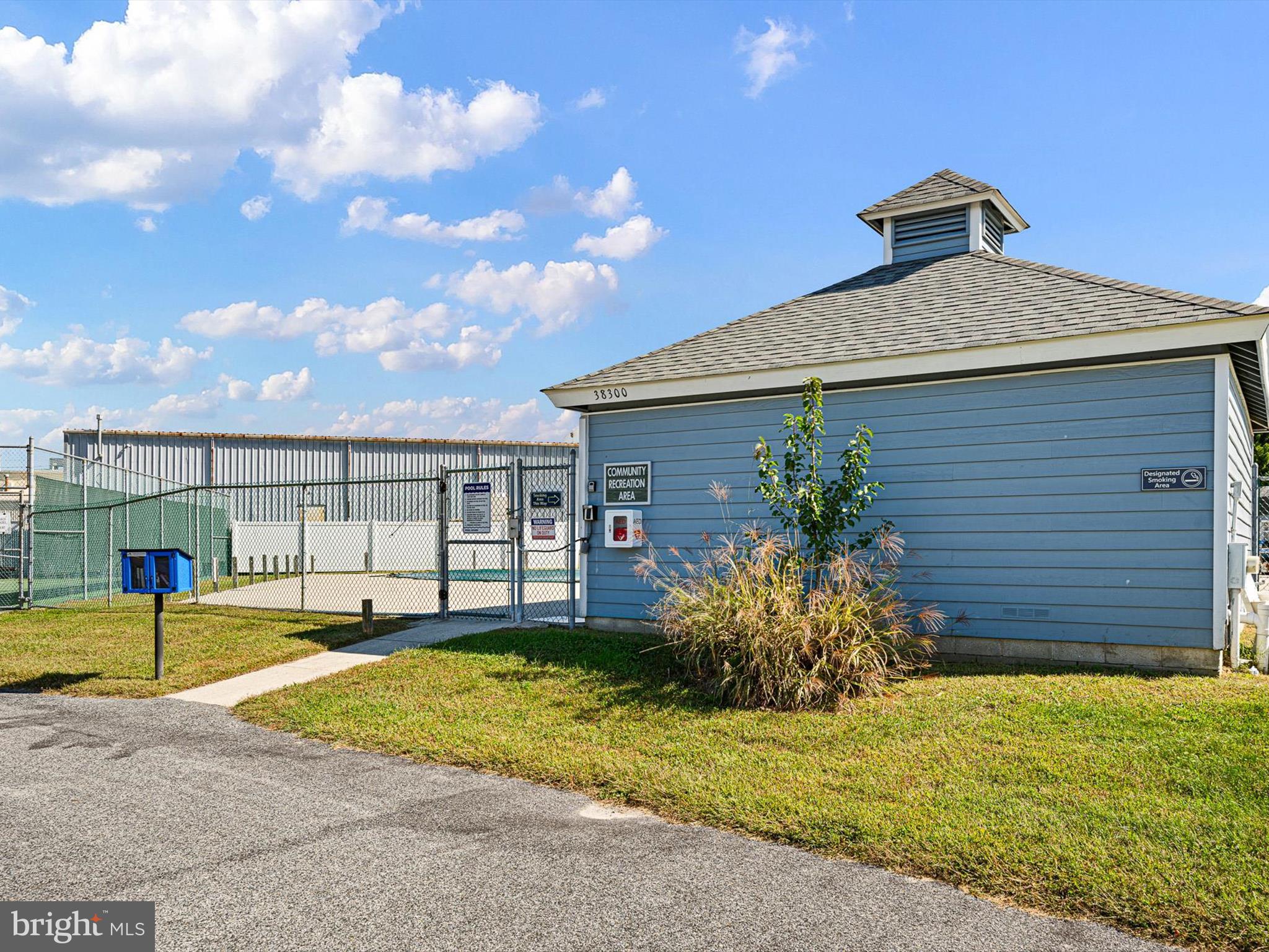 CEDAR LANDING - Residential