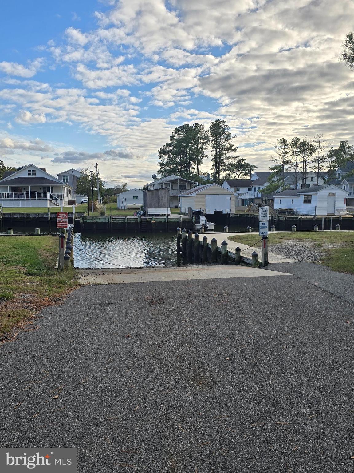 CEDAR LANDING - Residential