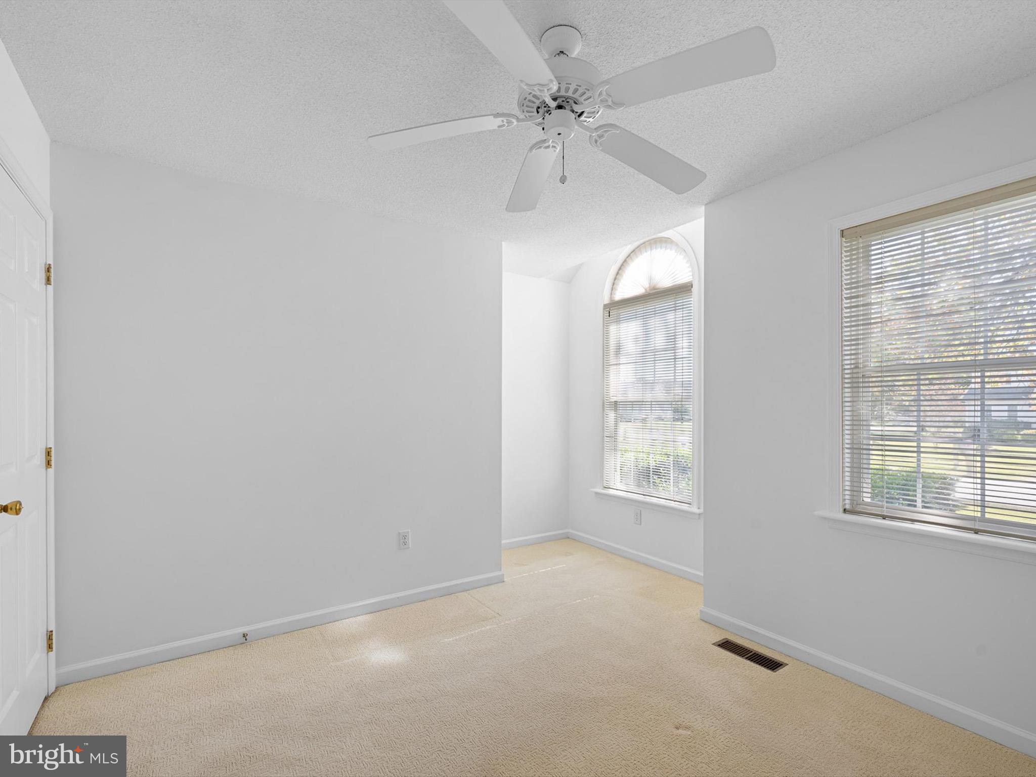 CEDAR LANDING - Residential