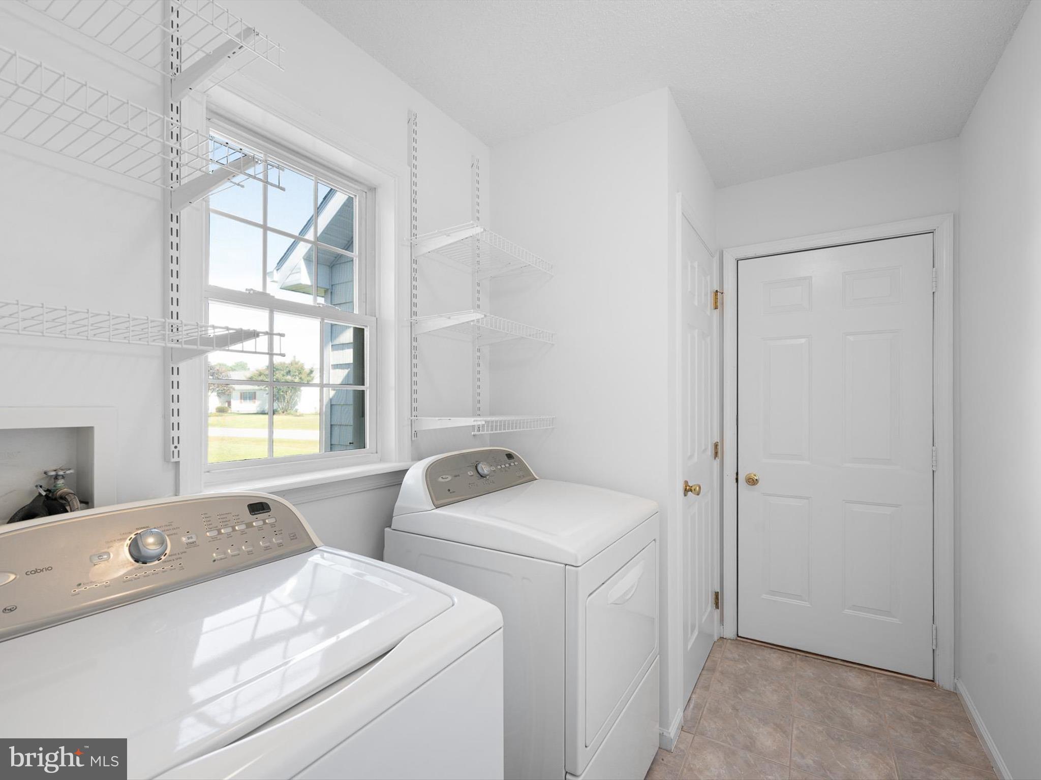 CEDAR LANDING - Residential