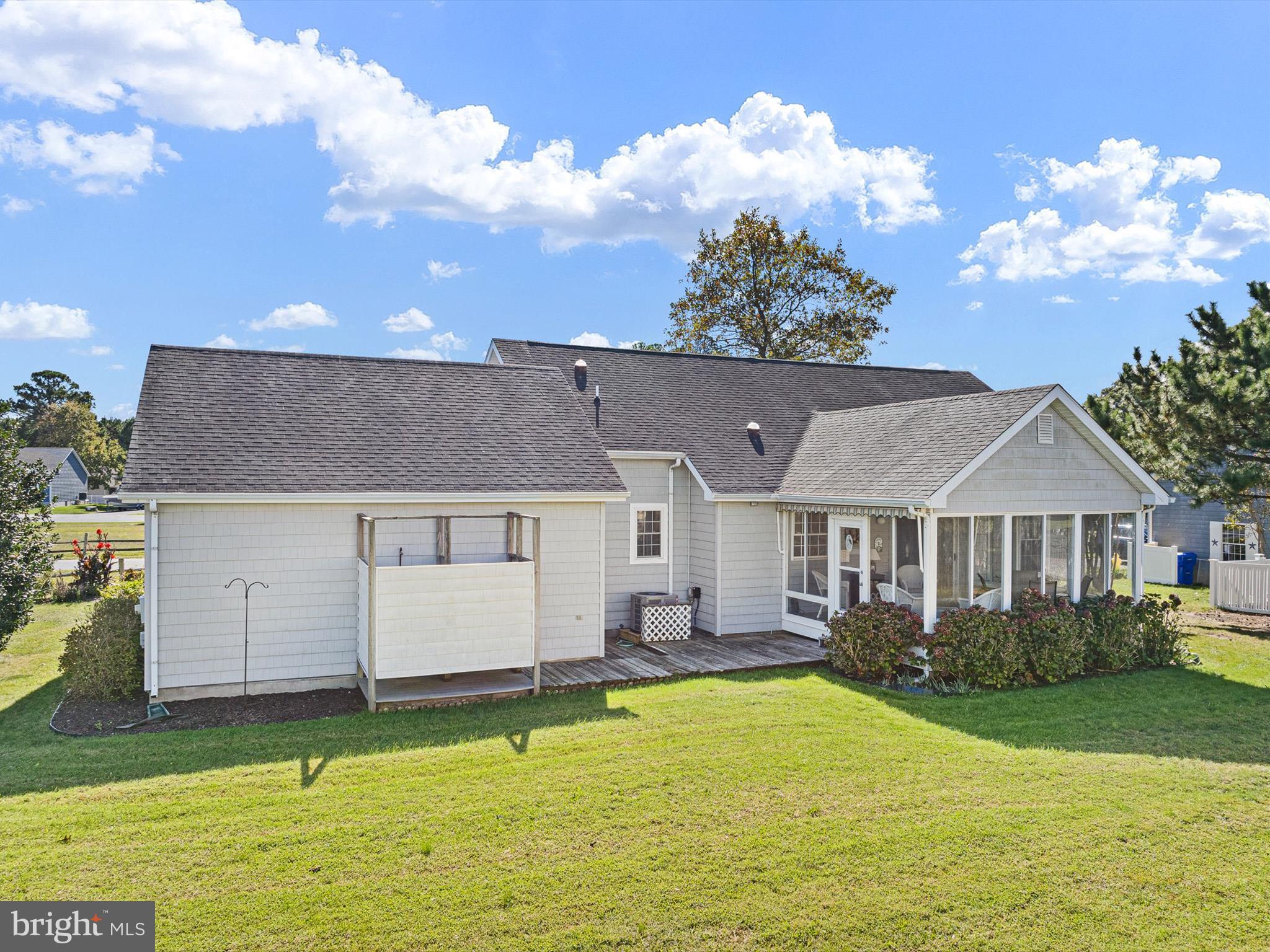 CEDAR LANDING - Residential
