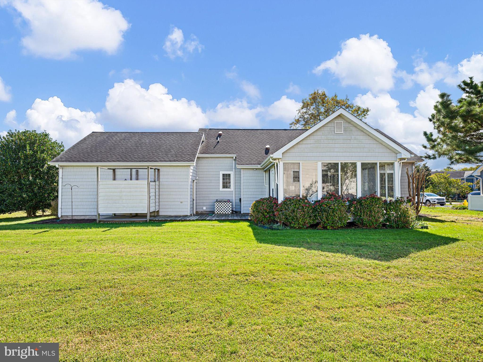 CEDAR LANDING - Residential