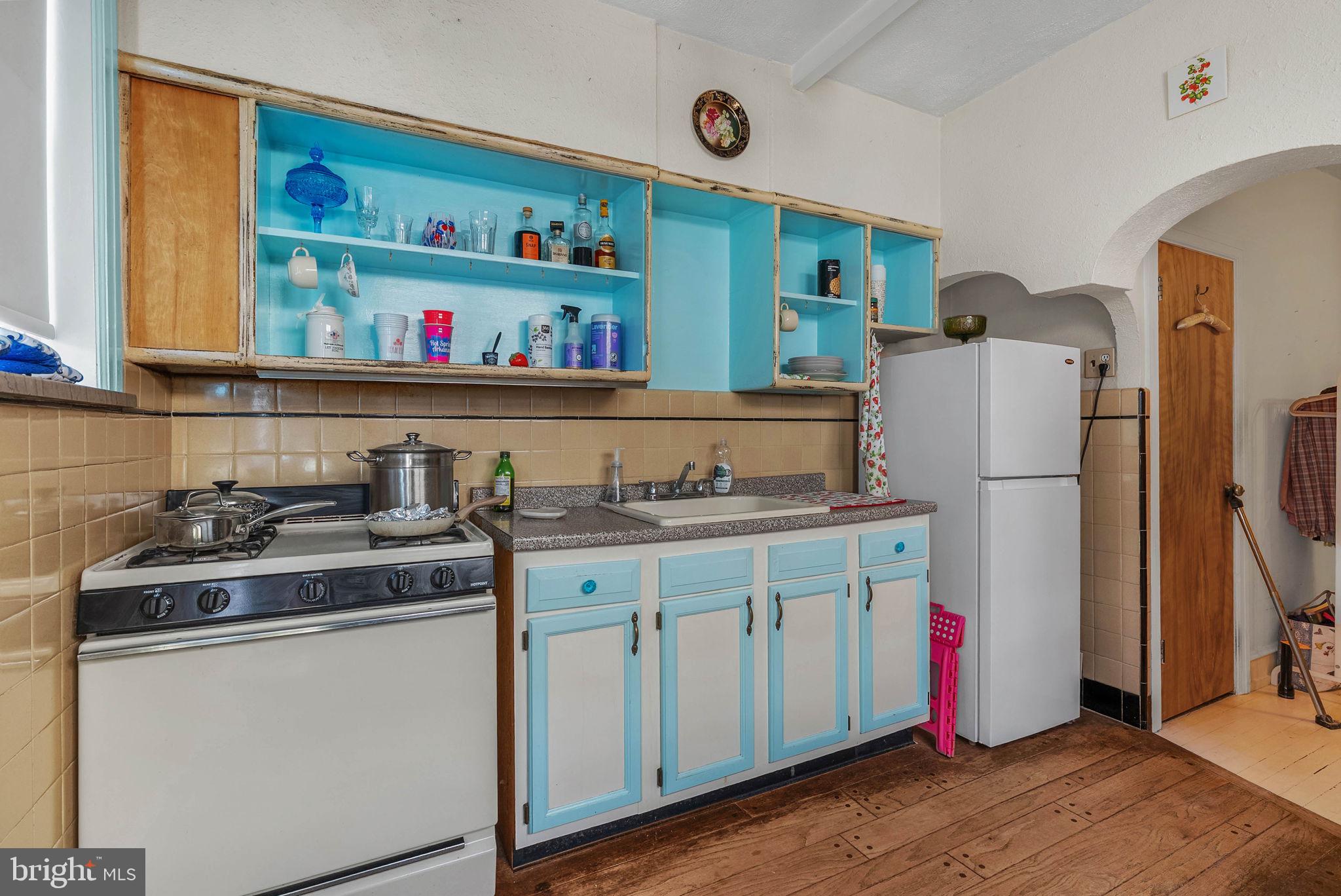 WEST PASSYUNK - Residential