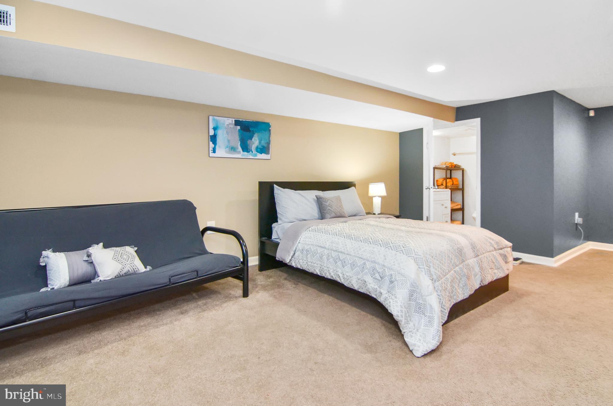 WALTHERSON - Residential Lease