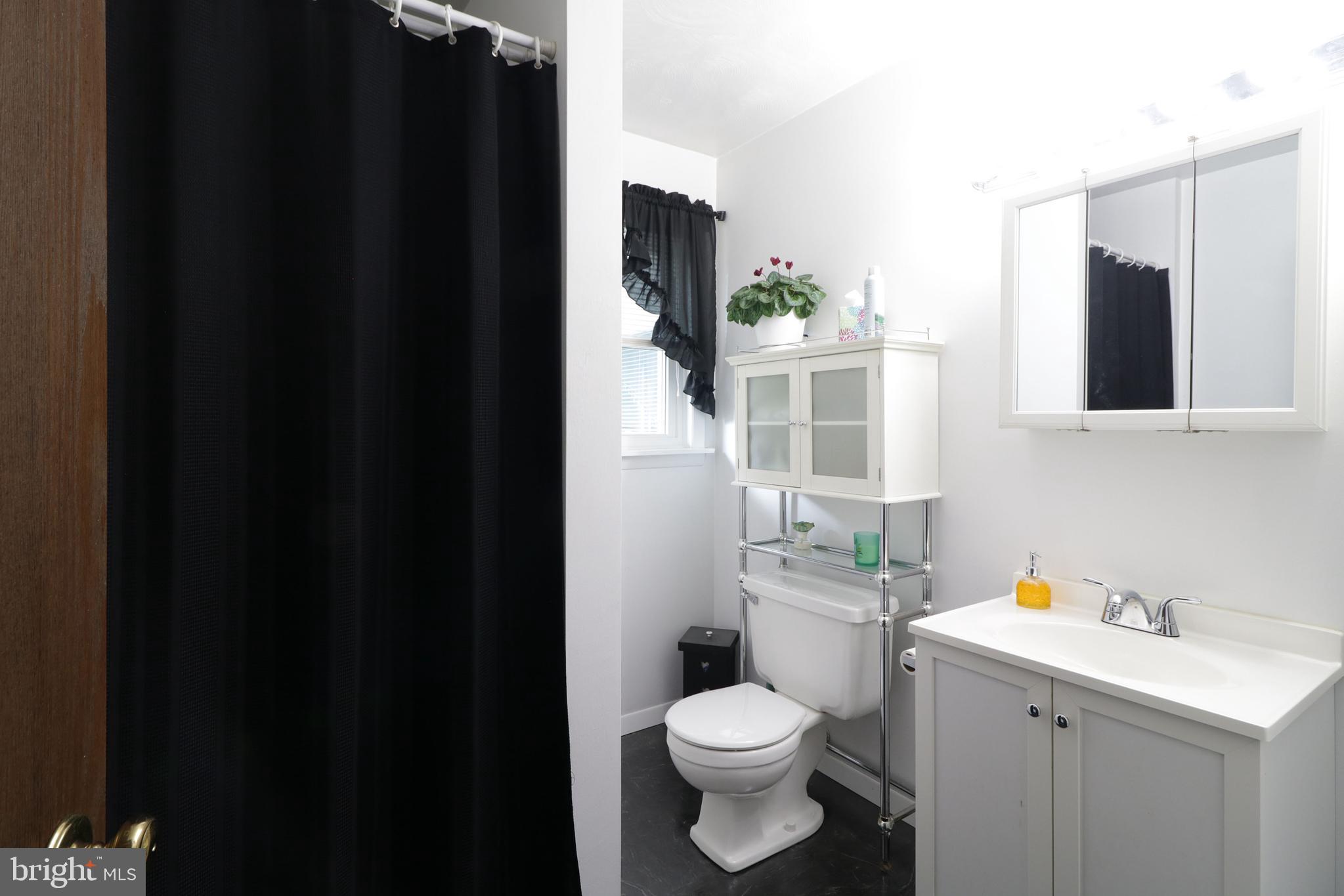 HOUSERVILLE - Residential