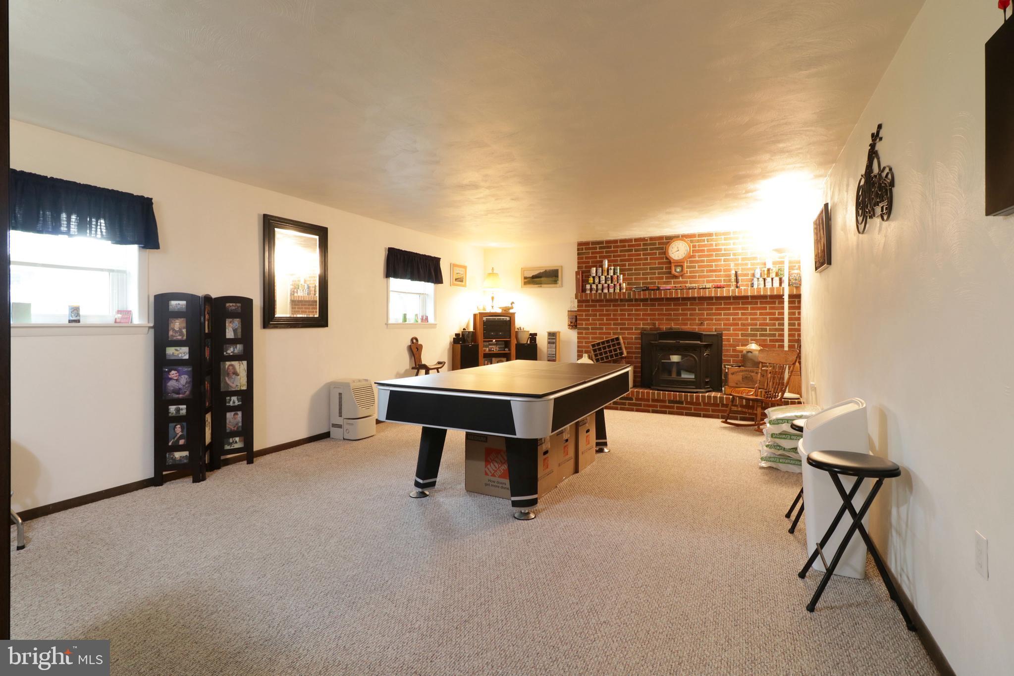 HOUSERVILLE - Residential