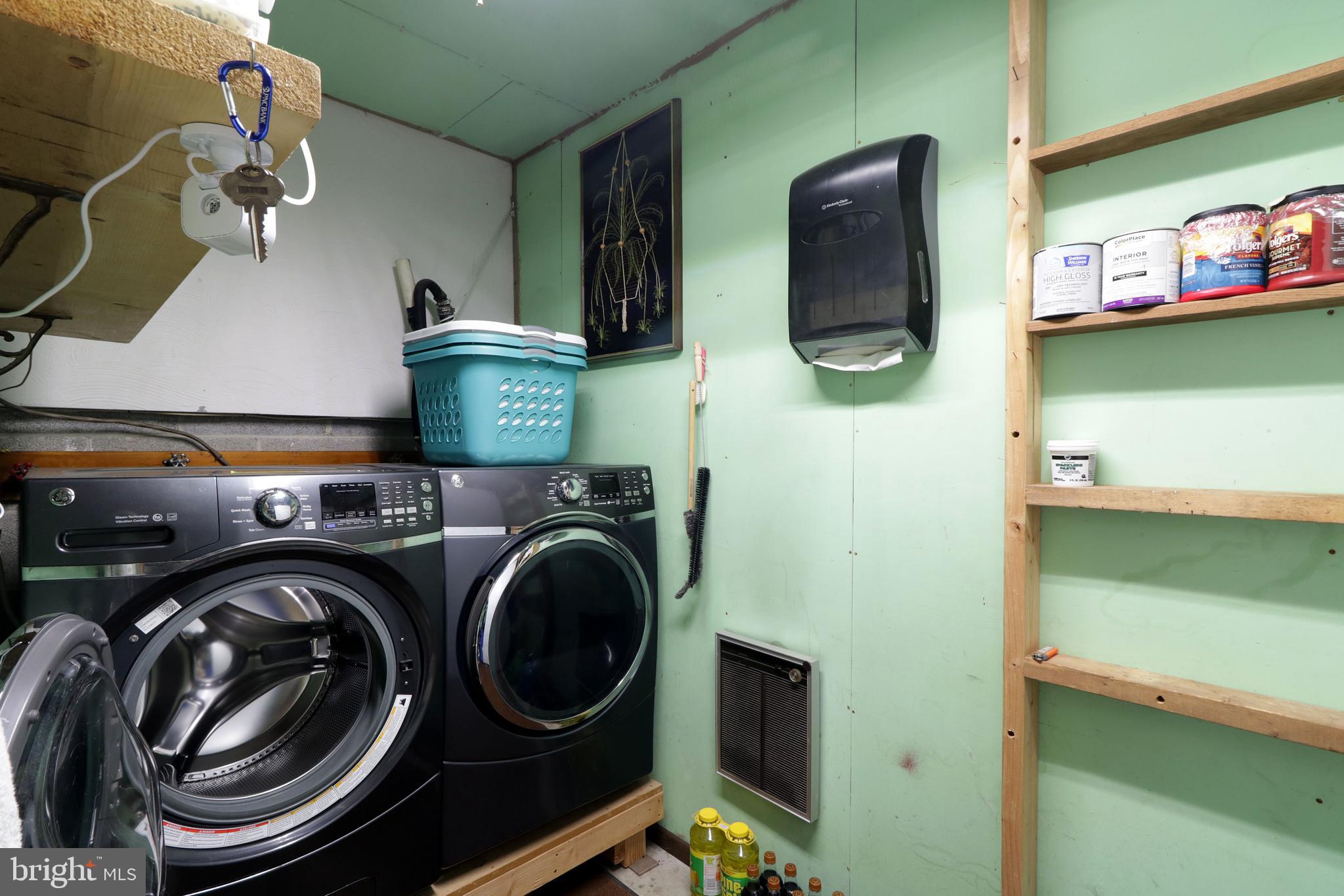 HOUSERVILLE - Residential