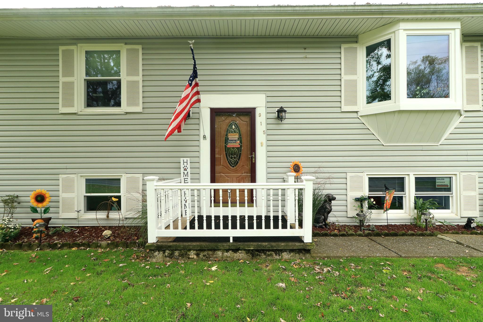 HOUSERVILLE - Residential