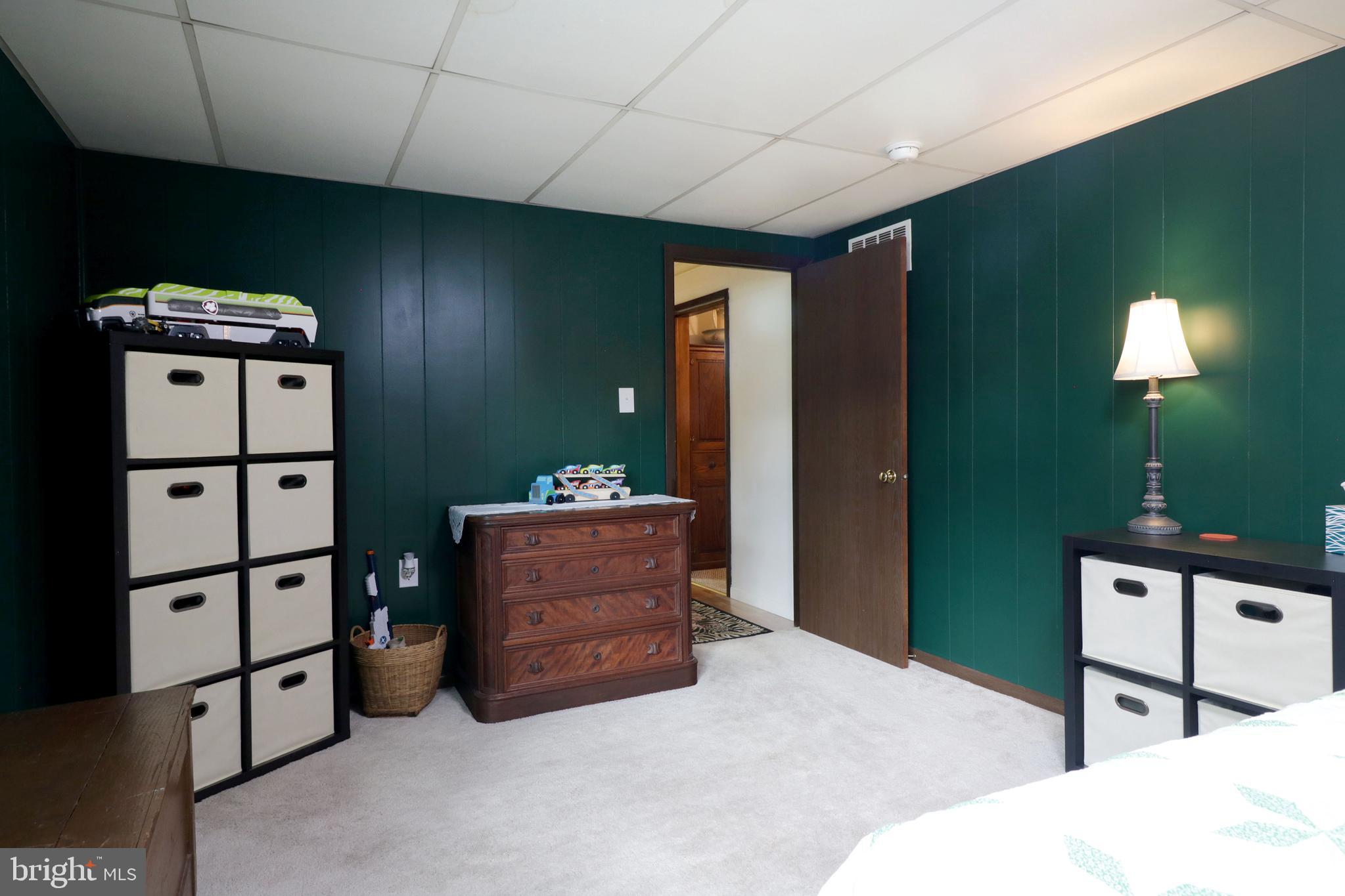 HOUSERVILLE - Residential