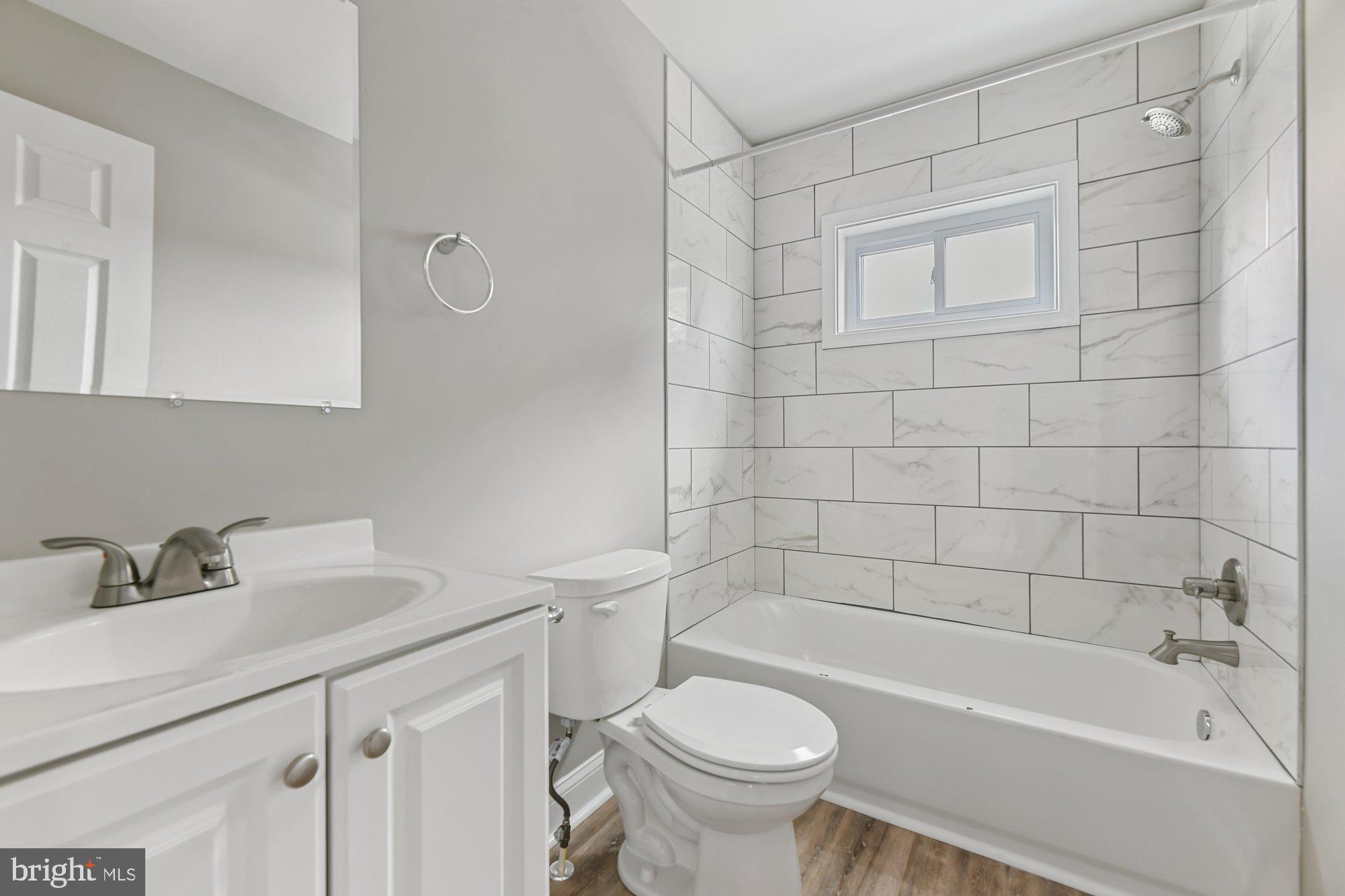 PEN LUCY - Residential Lease