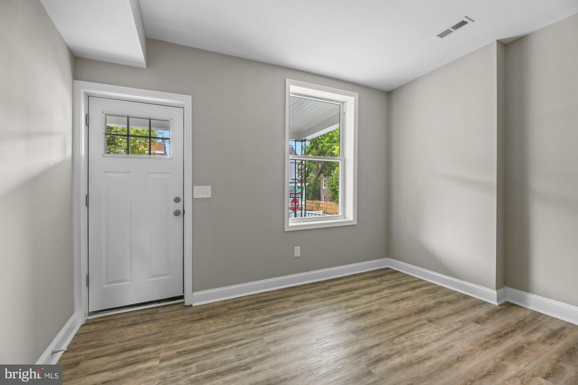 PEN LUCY - Residential Lease