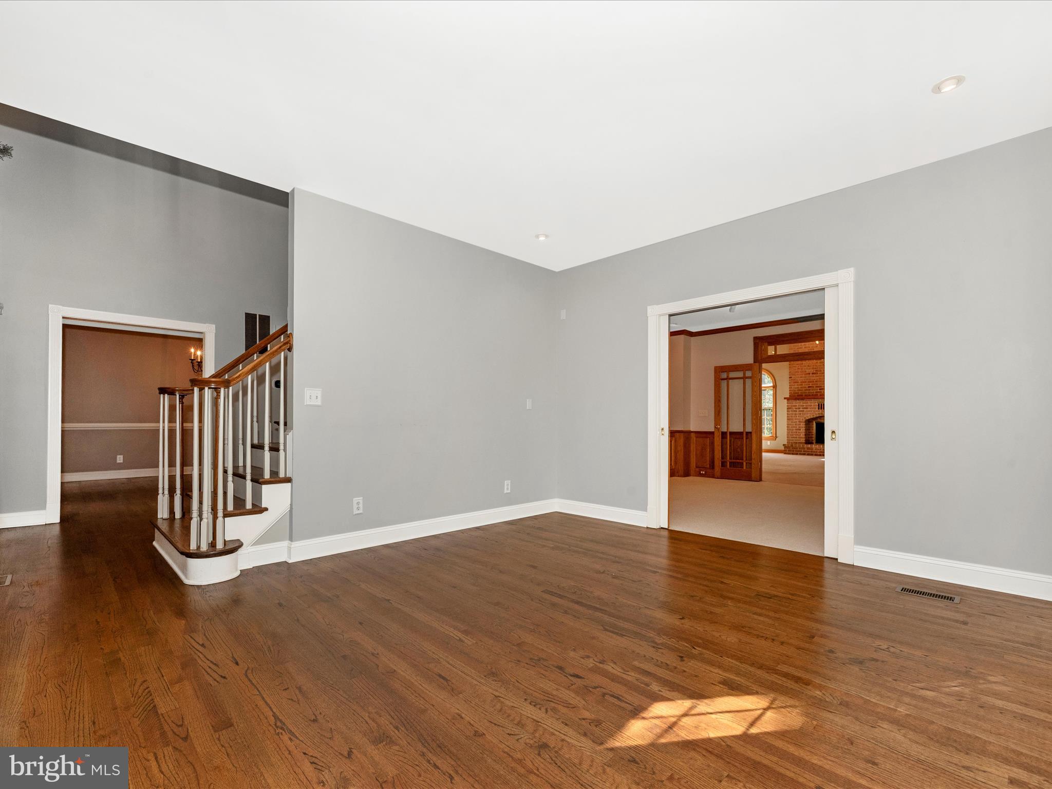 WOODFIELD ESTATES - Residential