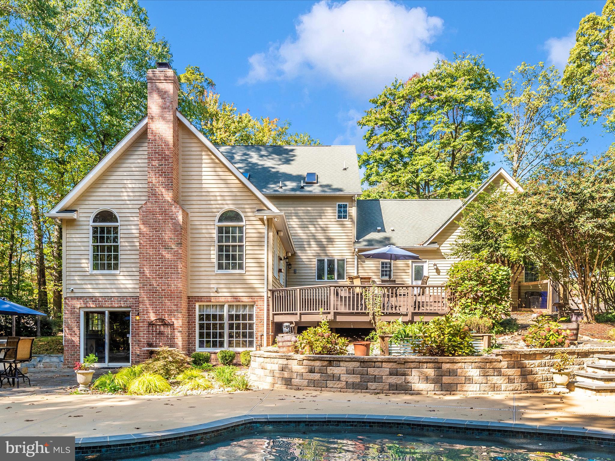 WOODFIELD ESTATES - Residential