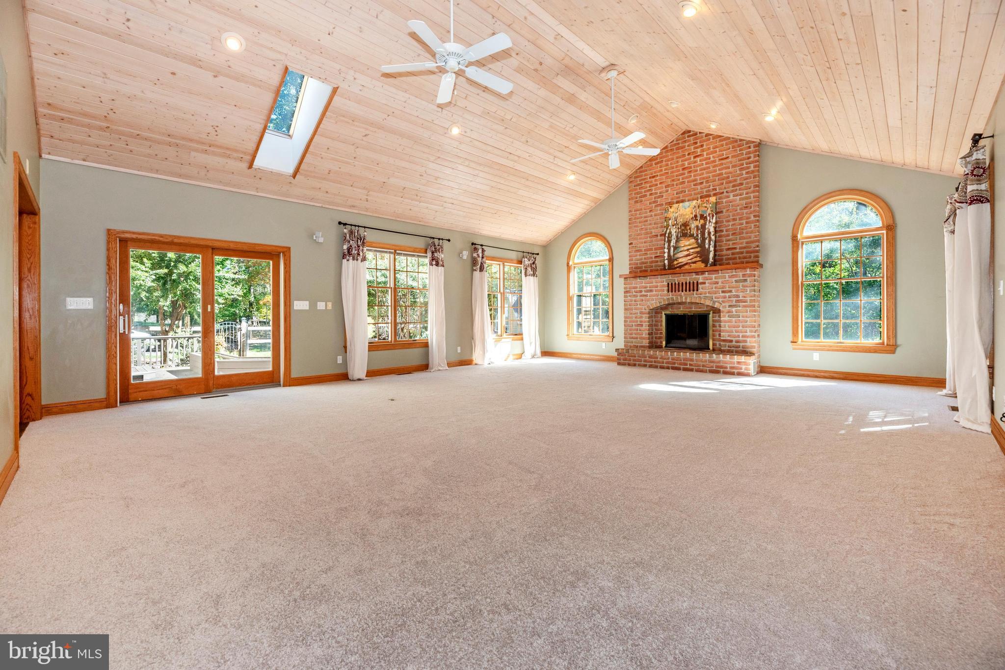 WOODFIELD ESTATES - Residential