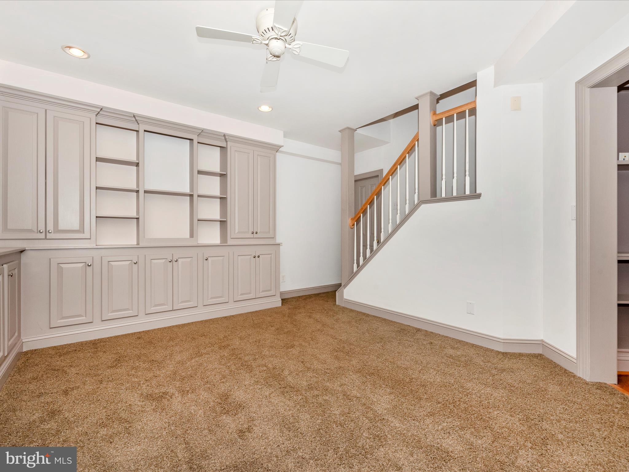 WOODFIELD ESTATES - Residential