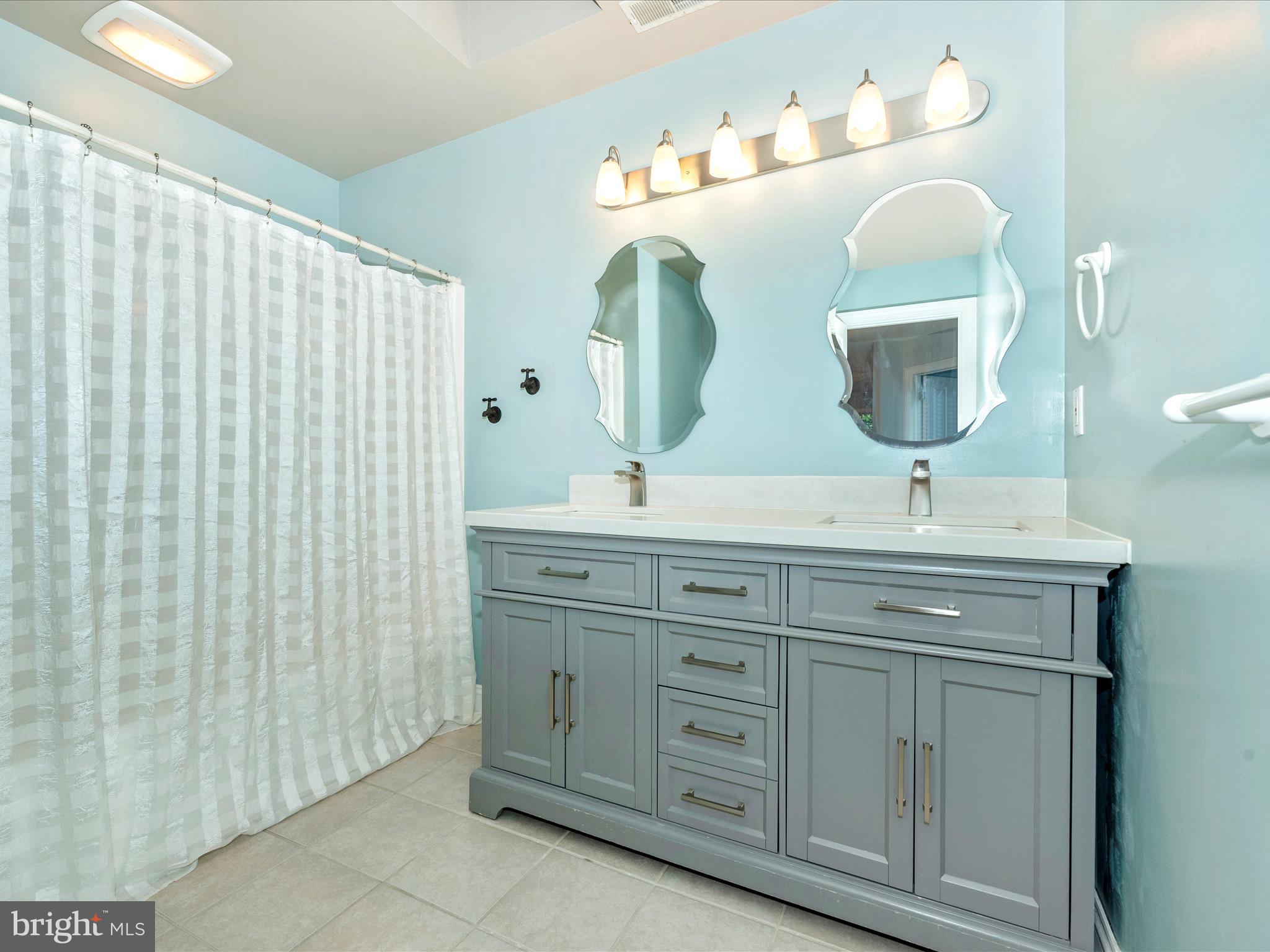 WOODFIELD ESTATES - Residential