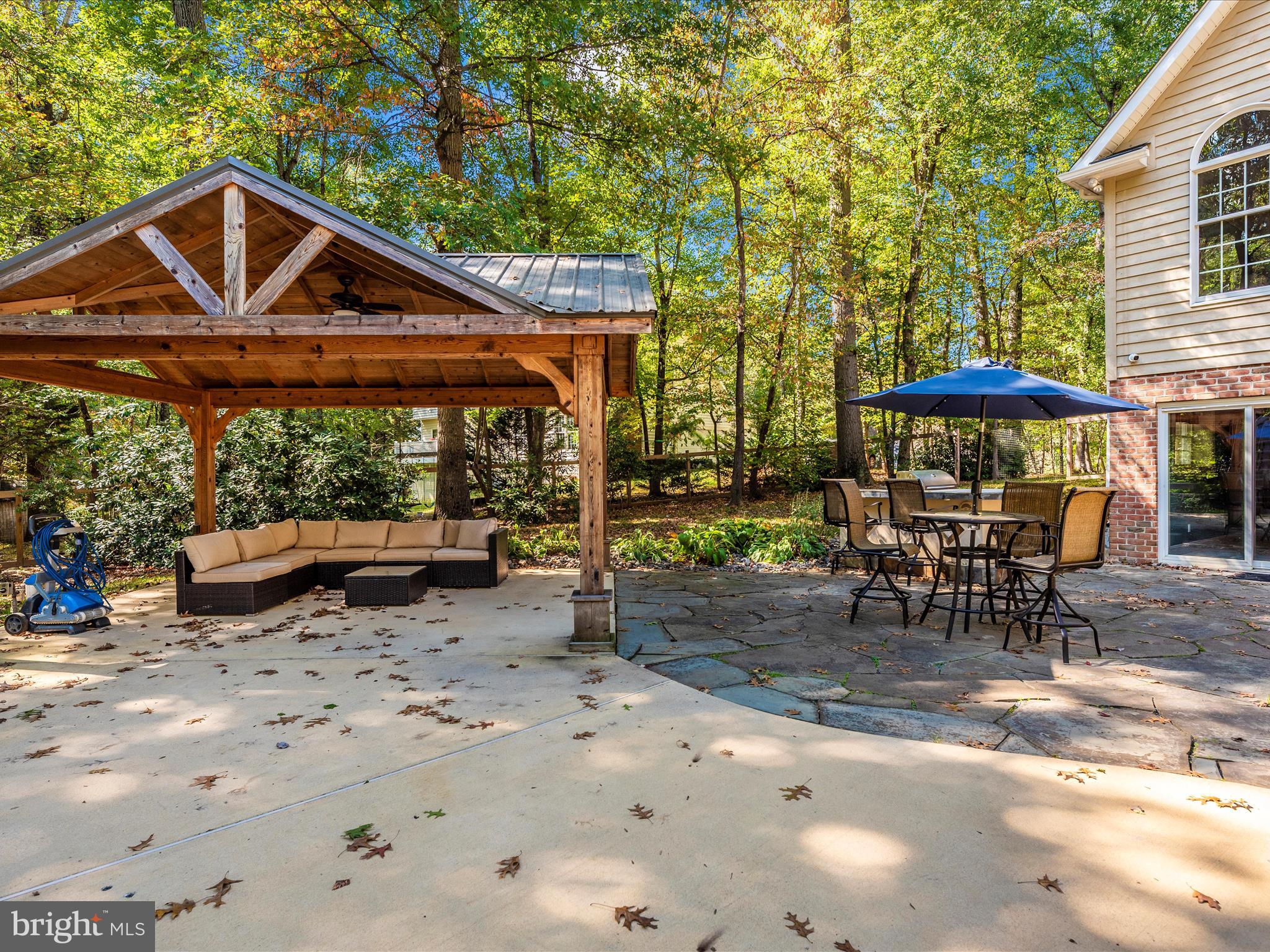 WOODFIELD ESTATES - Residential