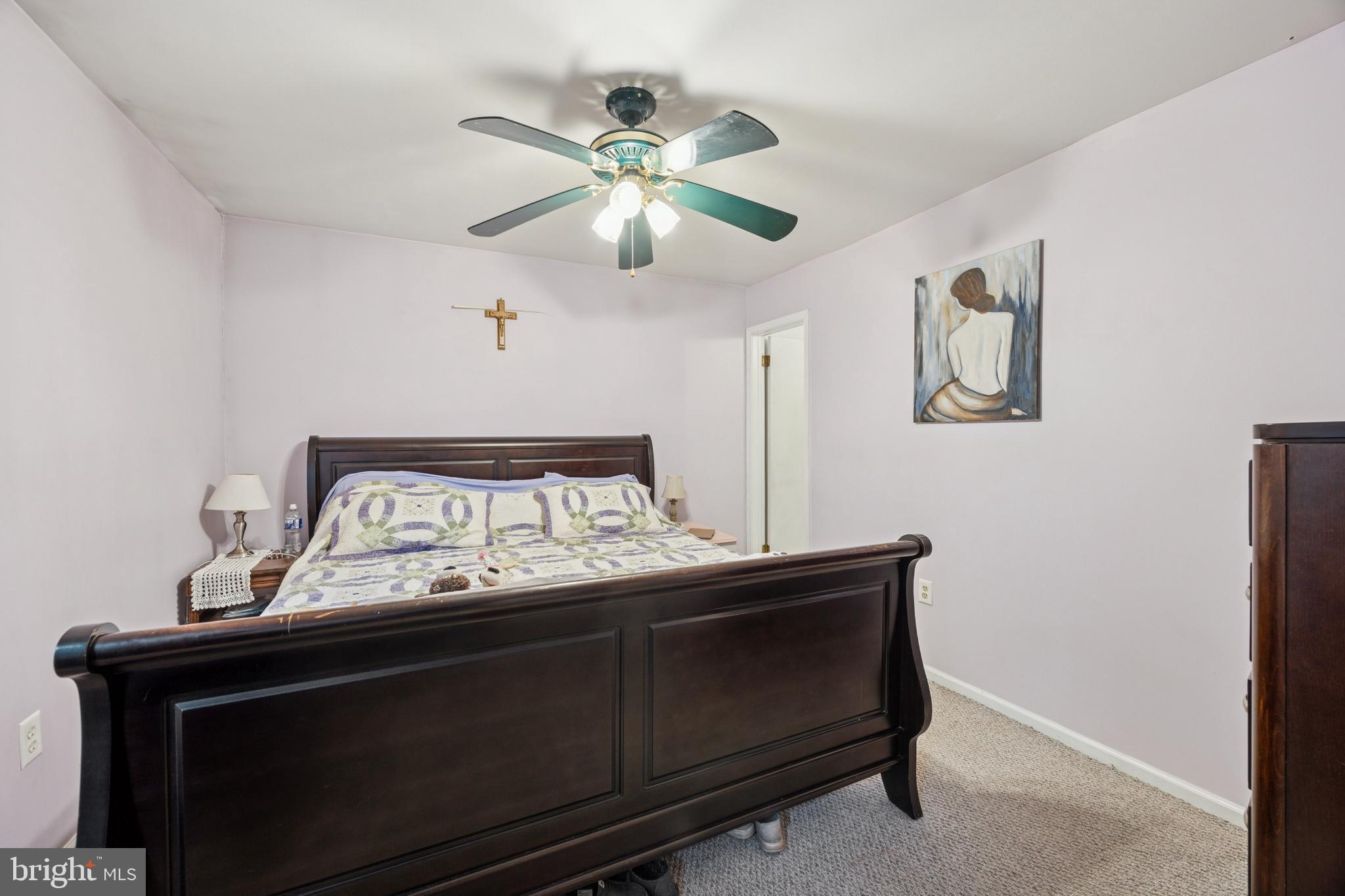 HUNTERS RUN - Residential