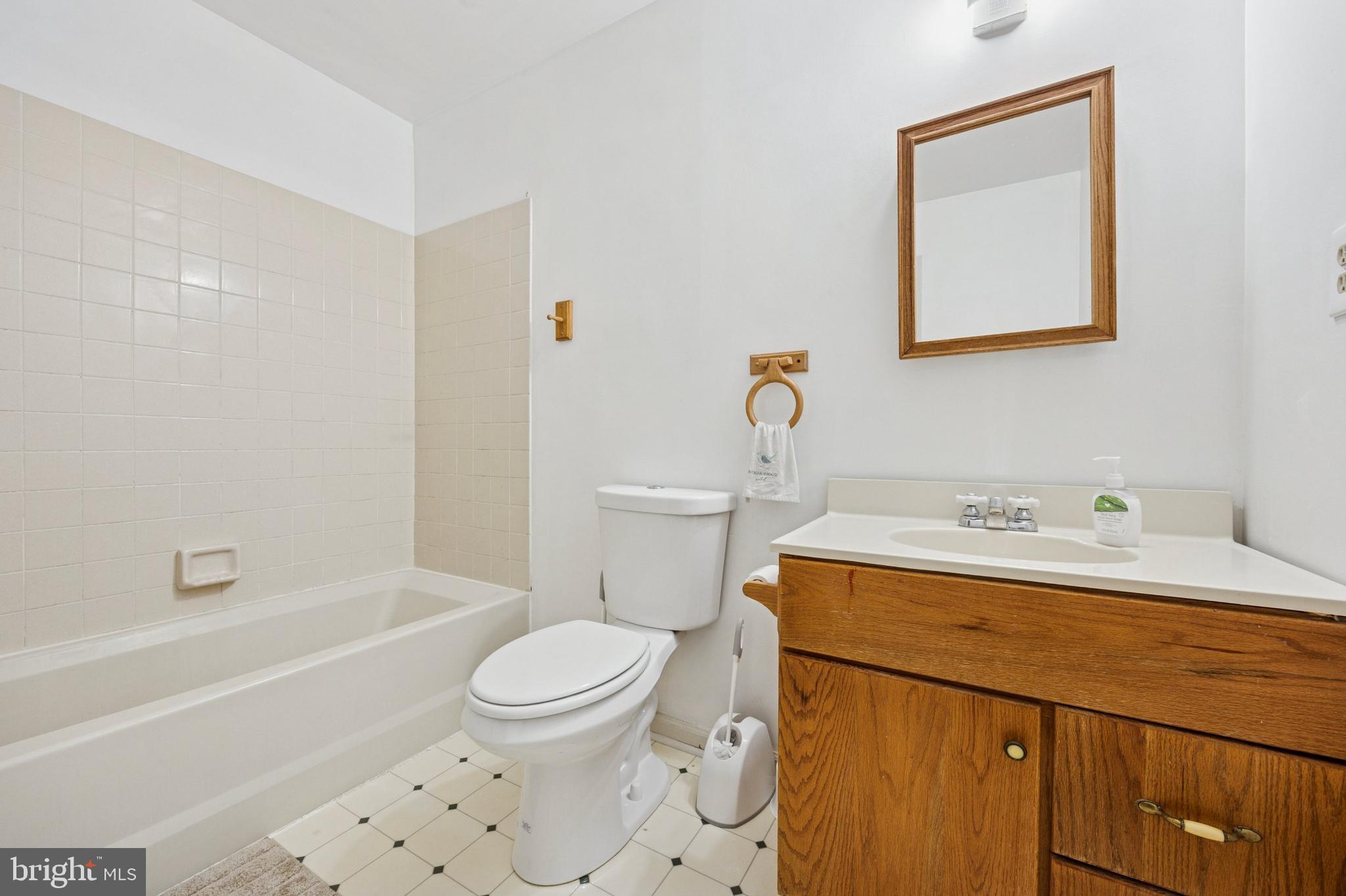 HUNTERS RUN - Residential