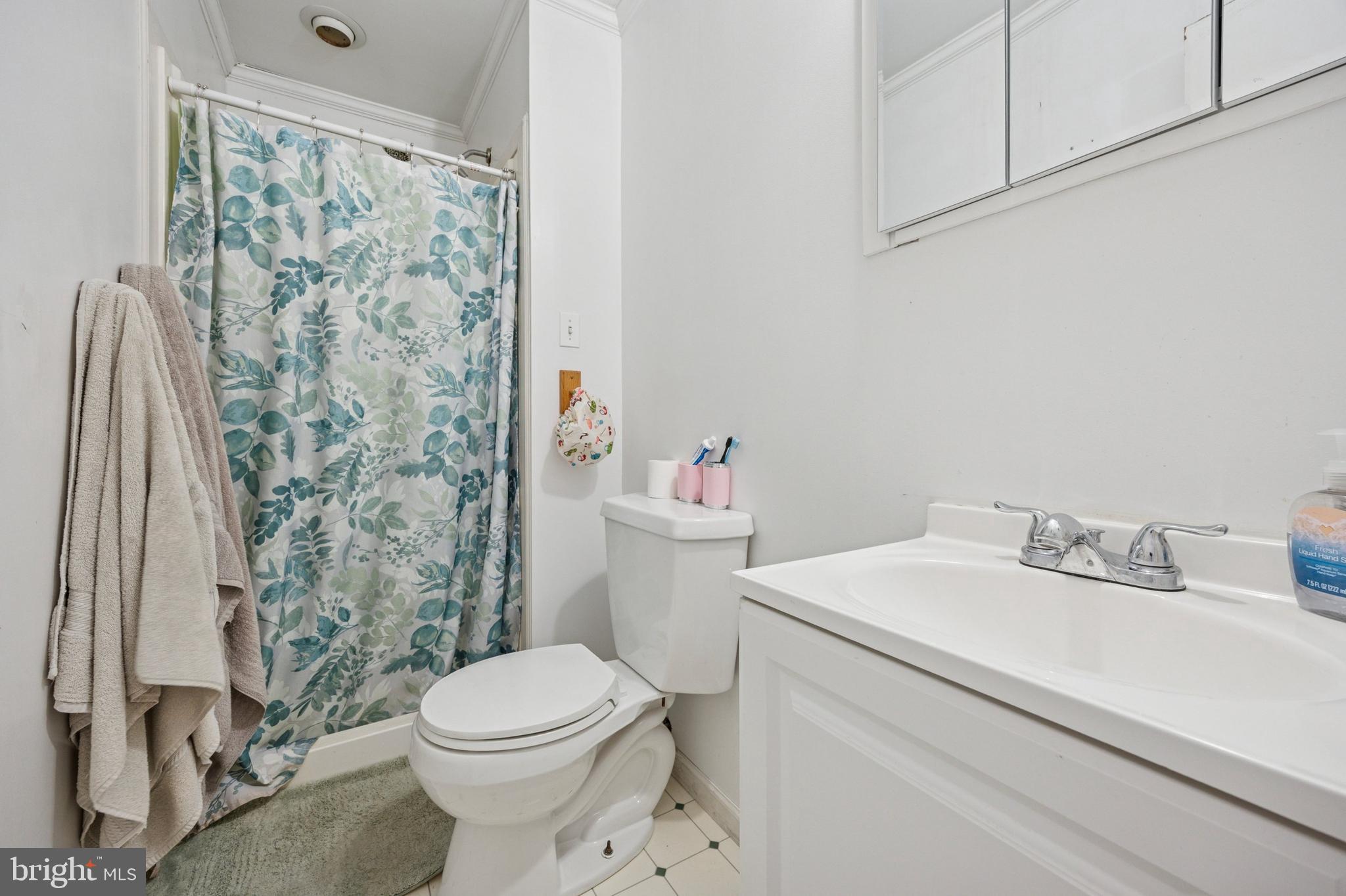 HUNTERS RUN - Residential